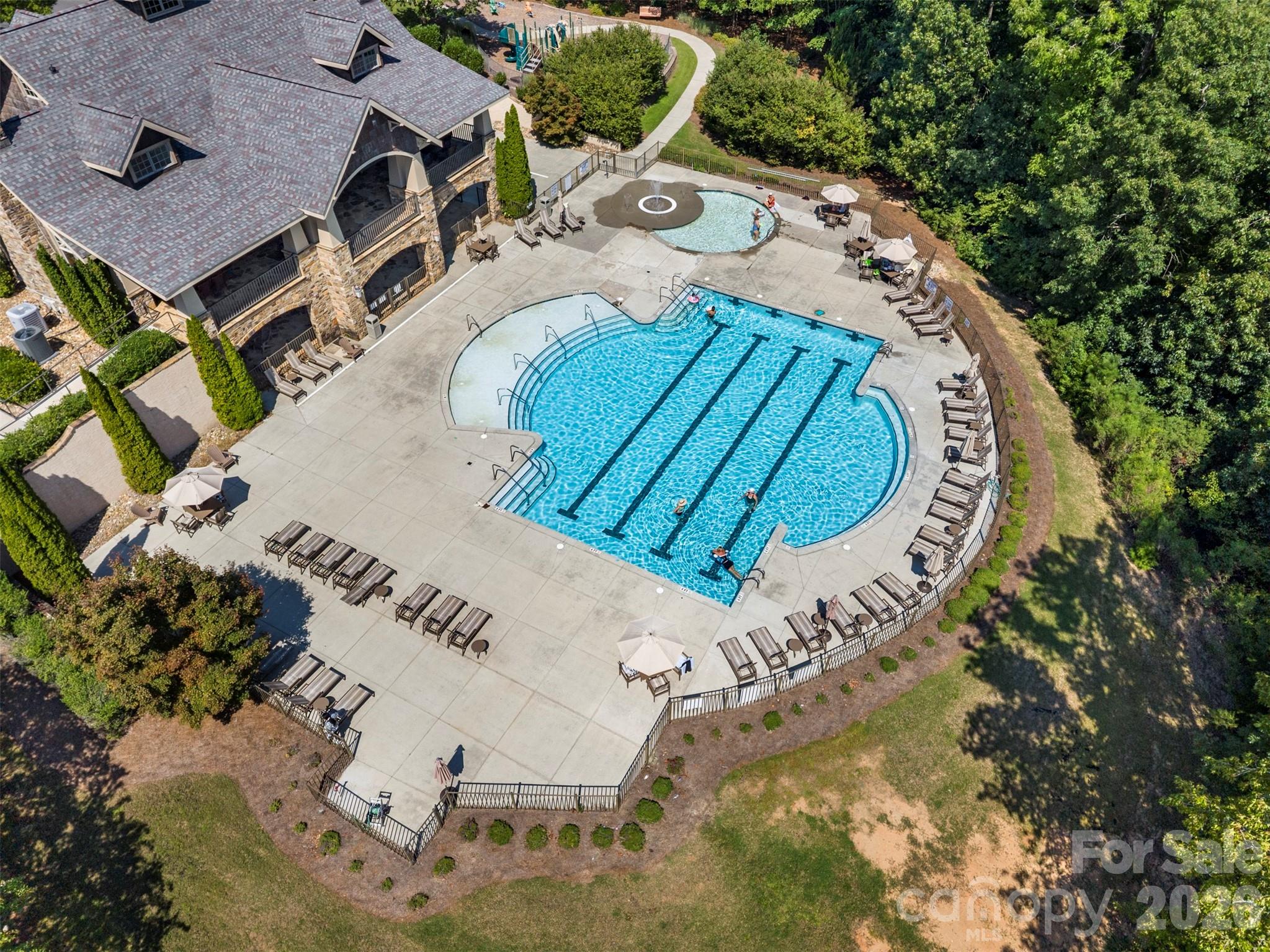 1115 Streamside Lane — York