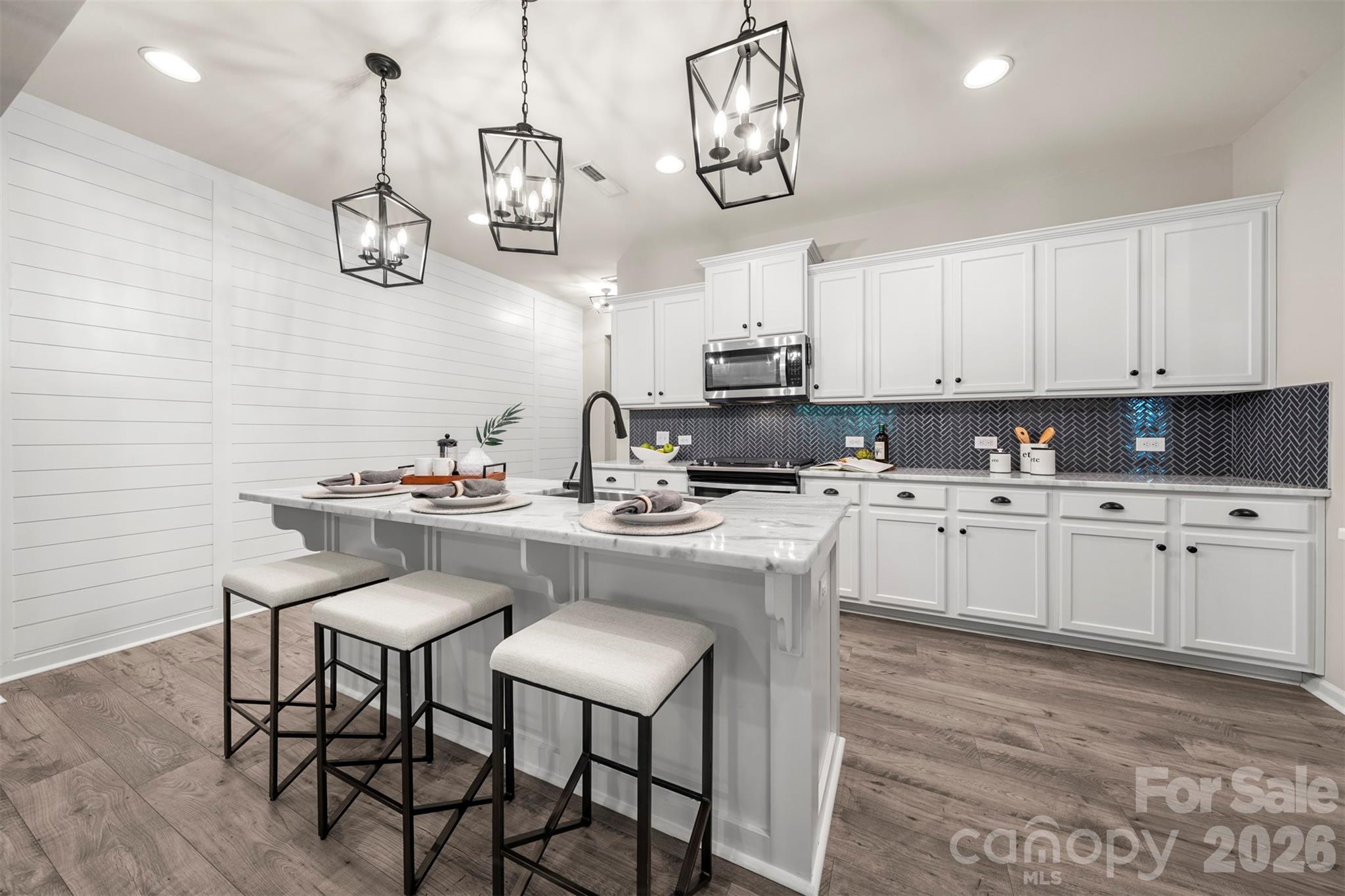 1115 Streamside Lane — York