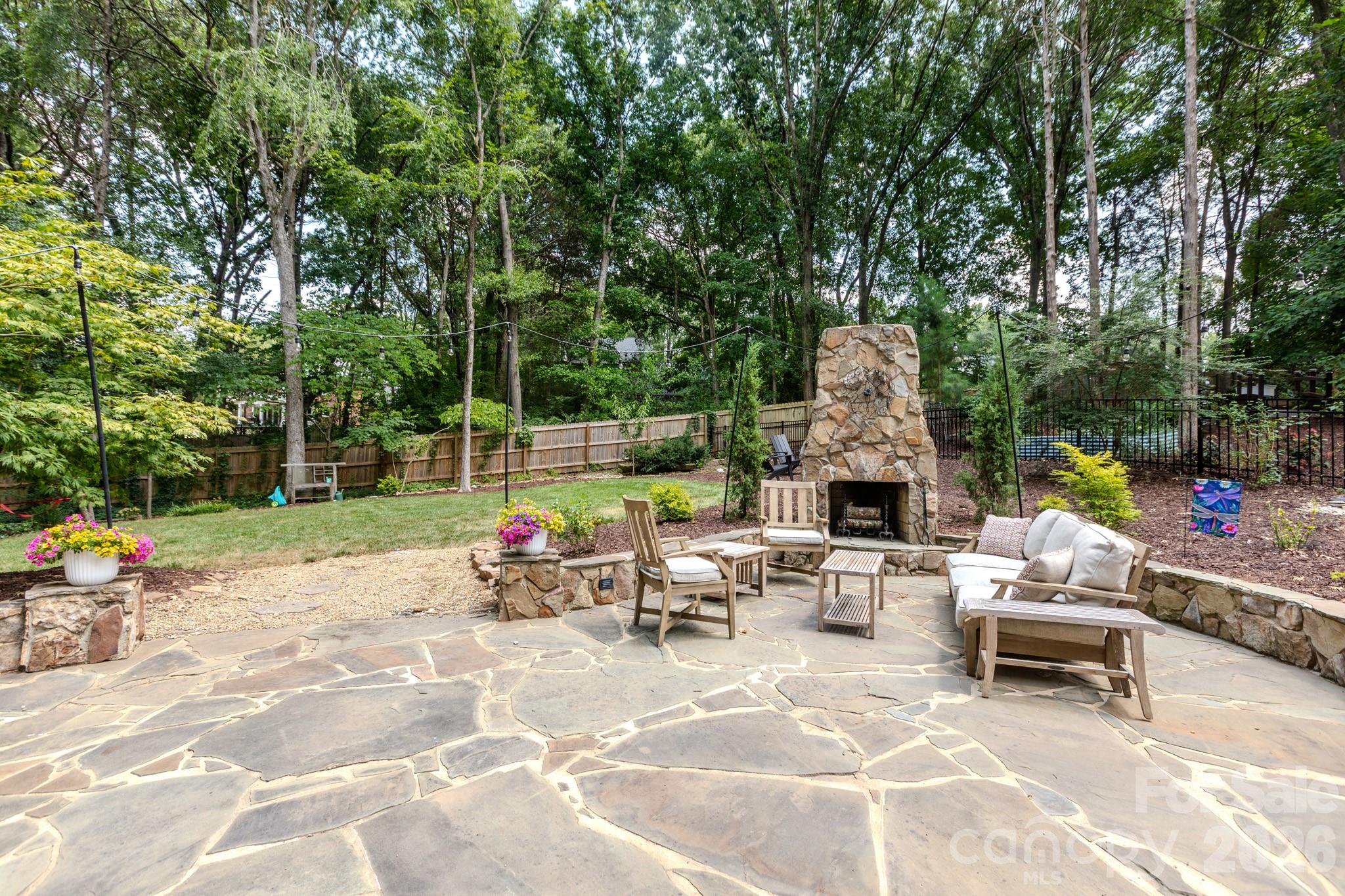 3011 Lauren Glen Road — Charlotte