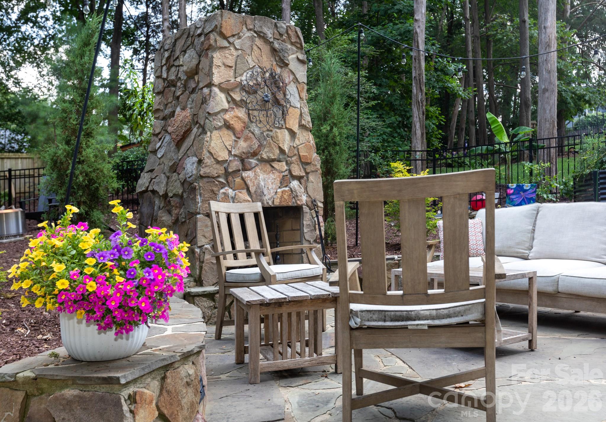3011 Lauren Glen Road — Charlotte