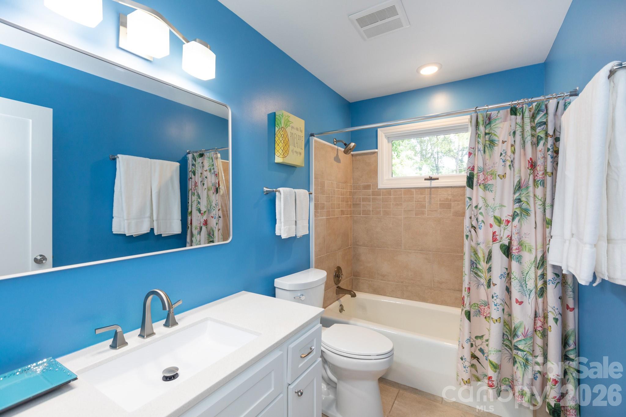 3011 Lauren Glen Road — Charlotte