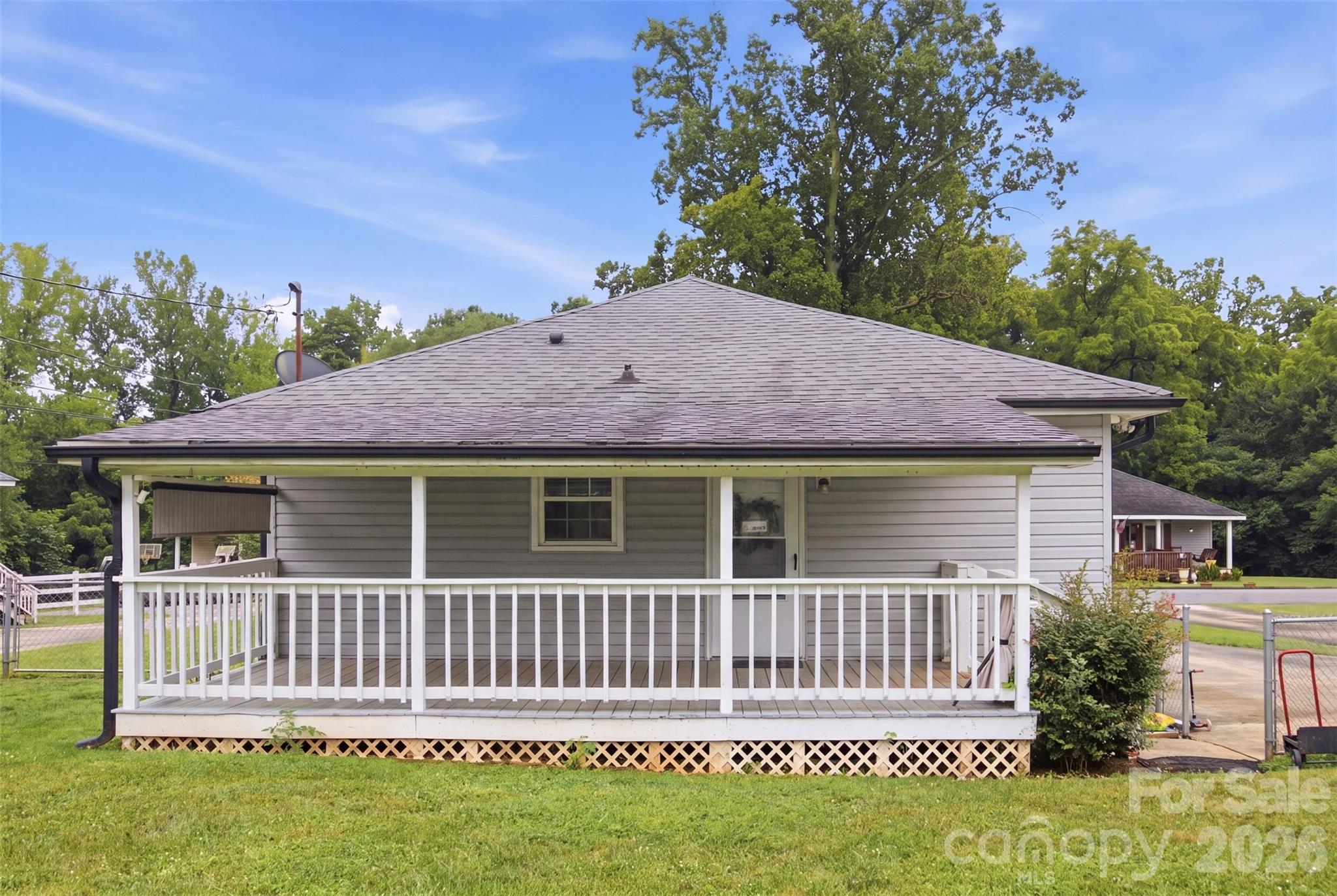 2412 Jackson Street — Belmont