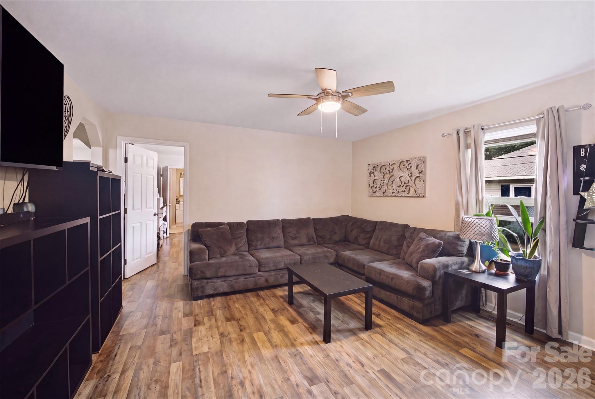 2412 Jackson Street — Belmont