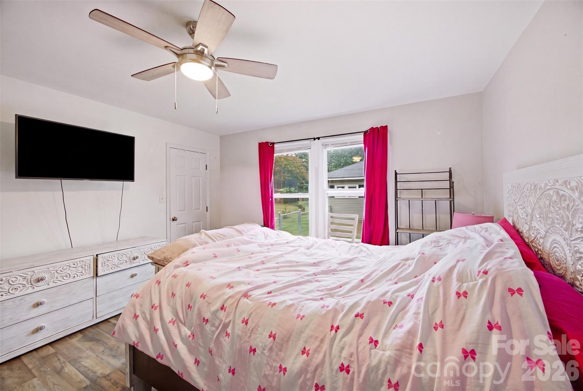 2412 Jackson Street — Belmont