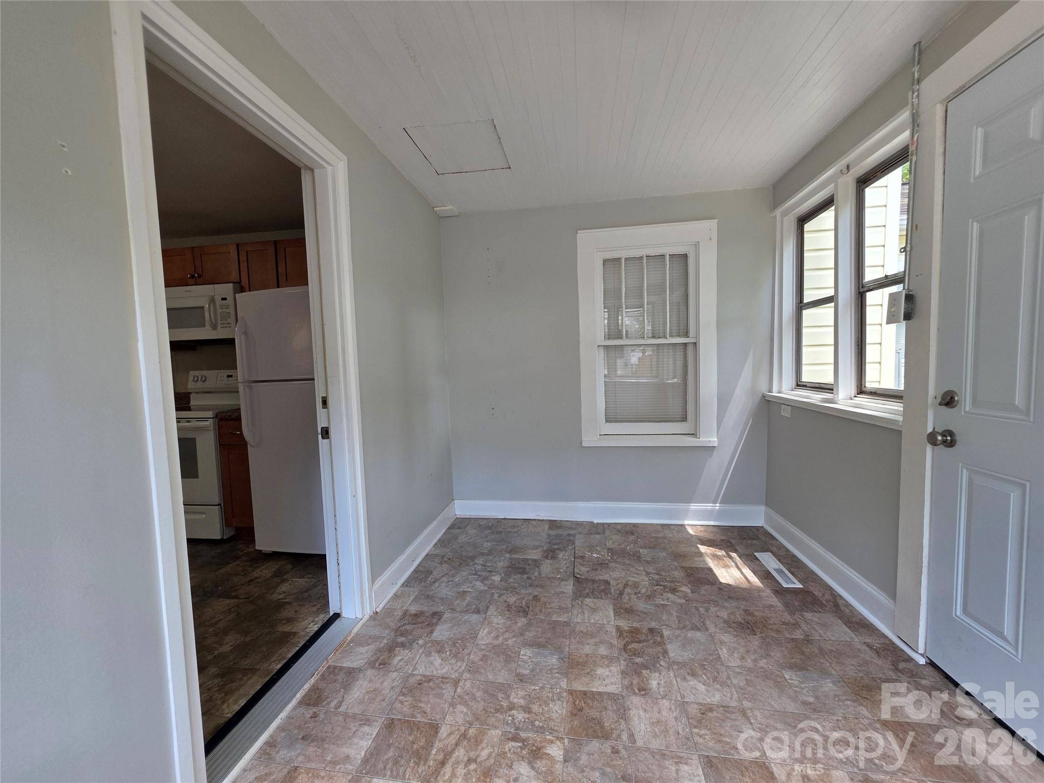5120 Elder Avenue — Charlotte