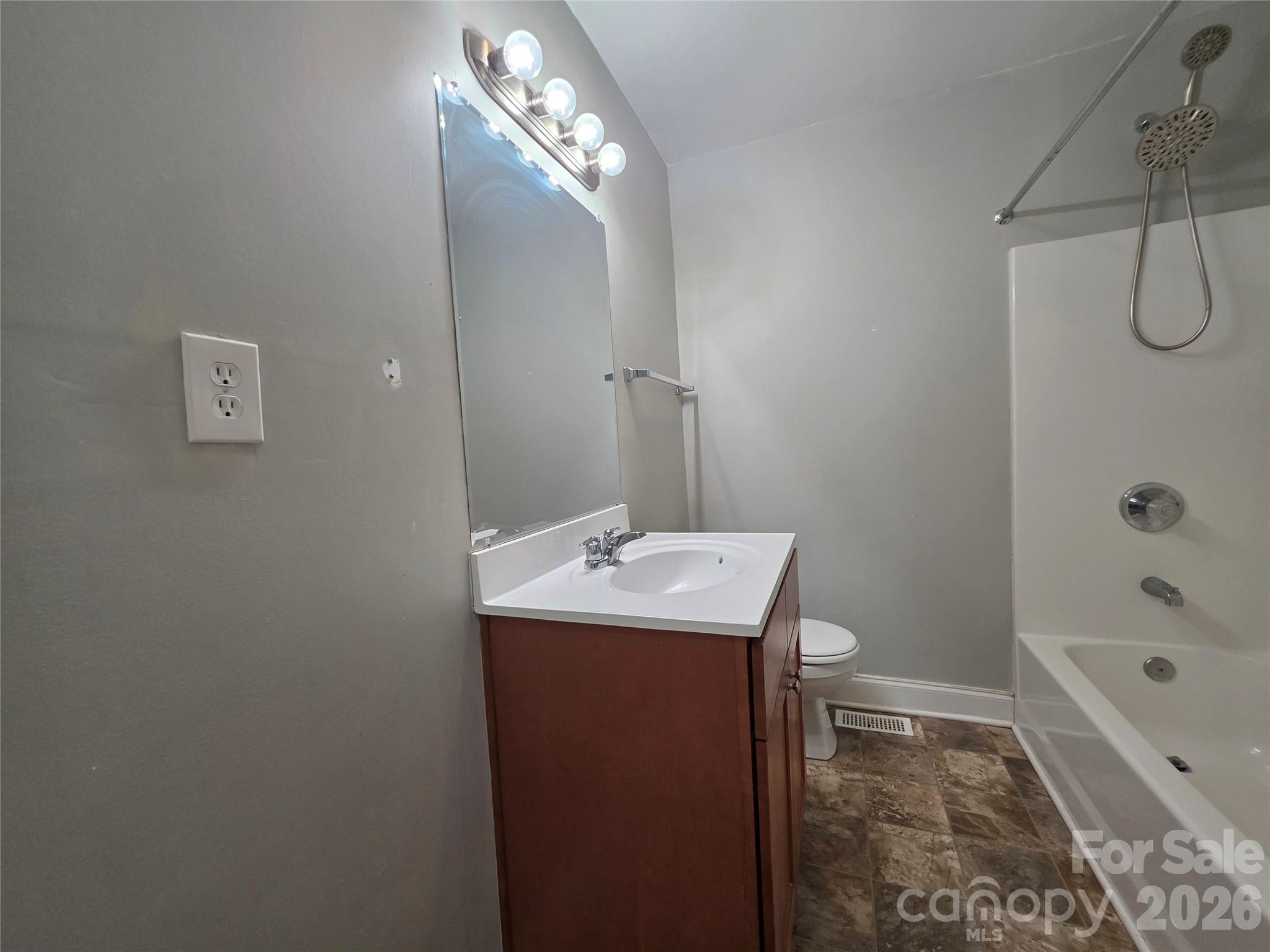 5120 Elder Avenue — Charlotte