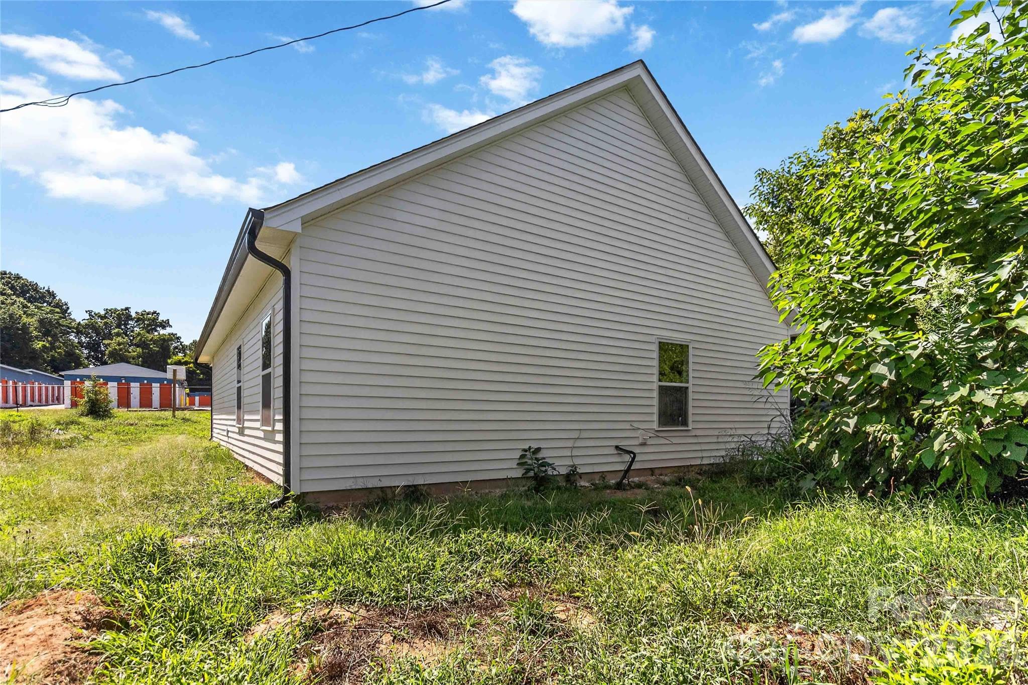 615 Smith Street — Shelby