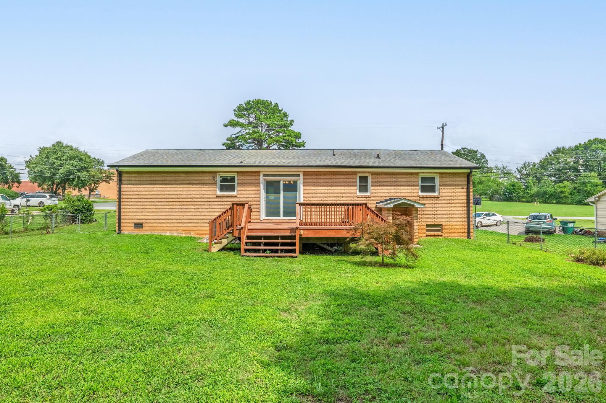 3907 Little Mountain Road — Gastonia
