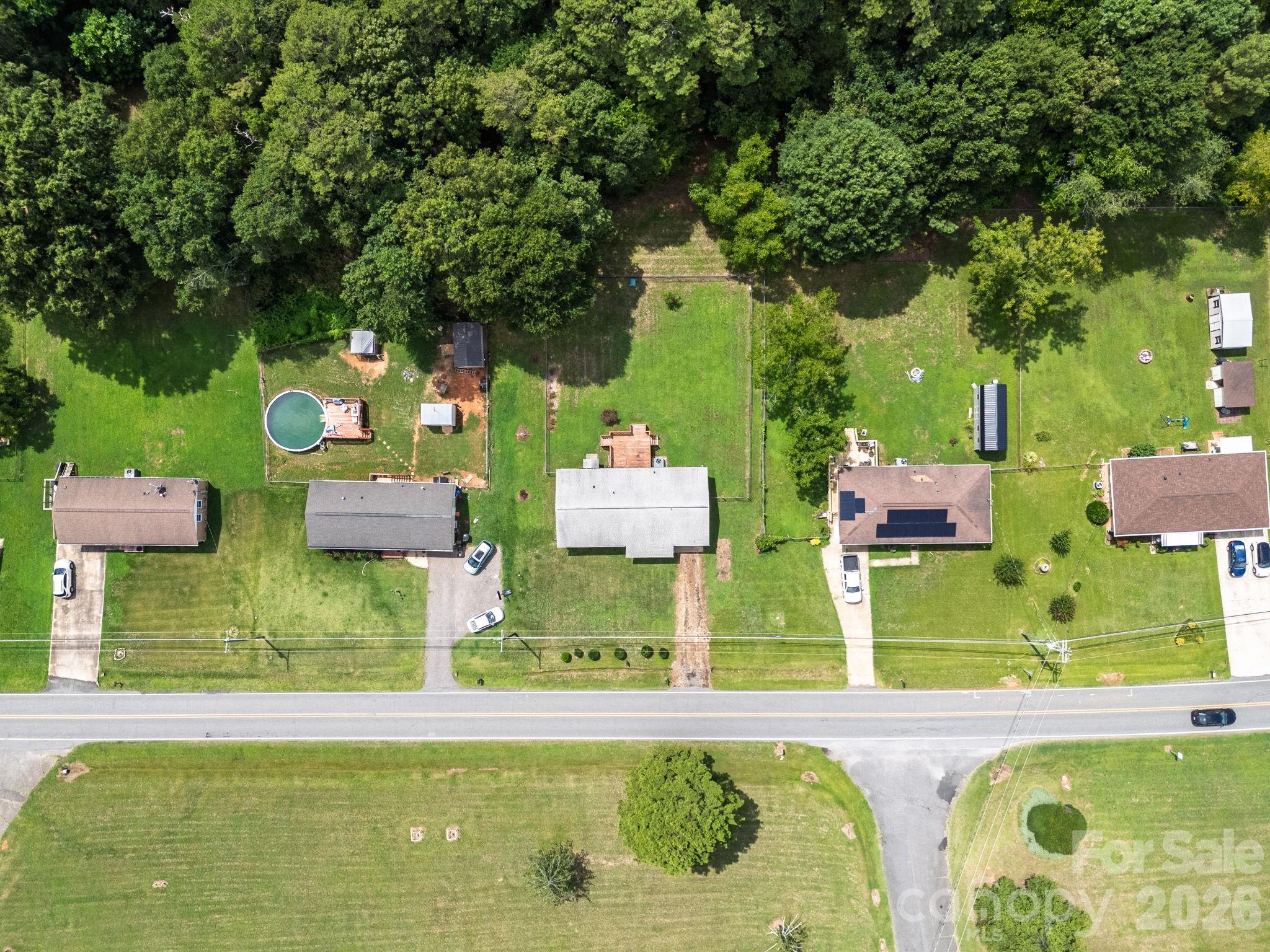 3907 Little Mountain Road — Gastonia