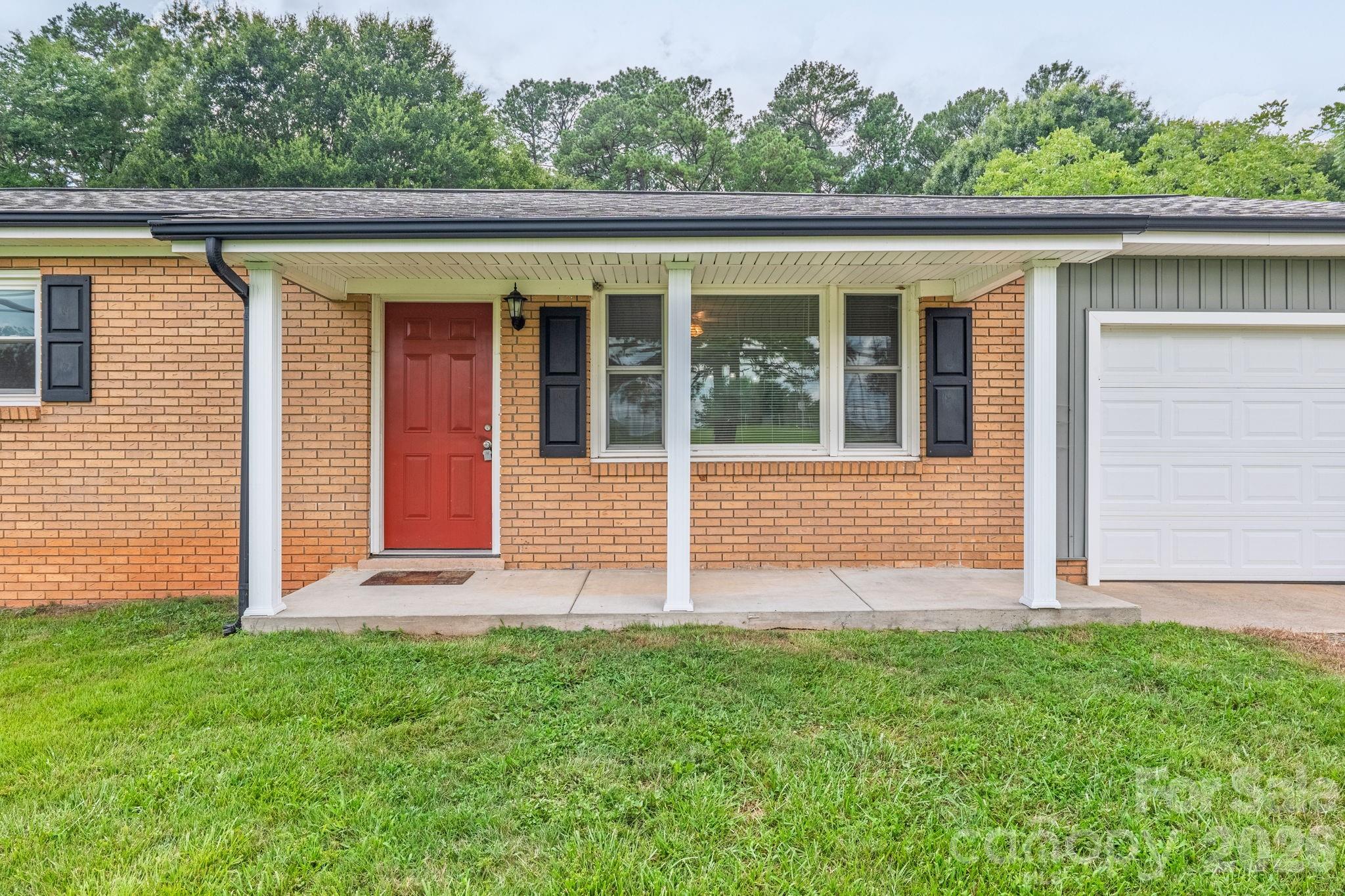 3907 Little Mountain Road — Gastonia