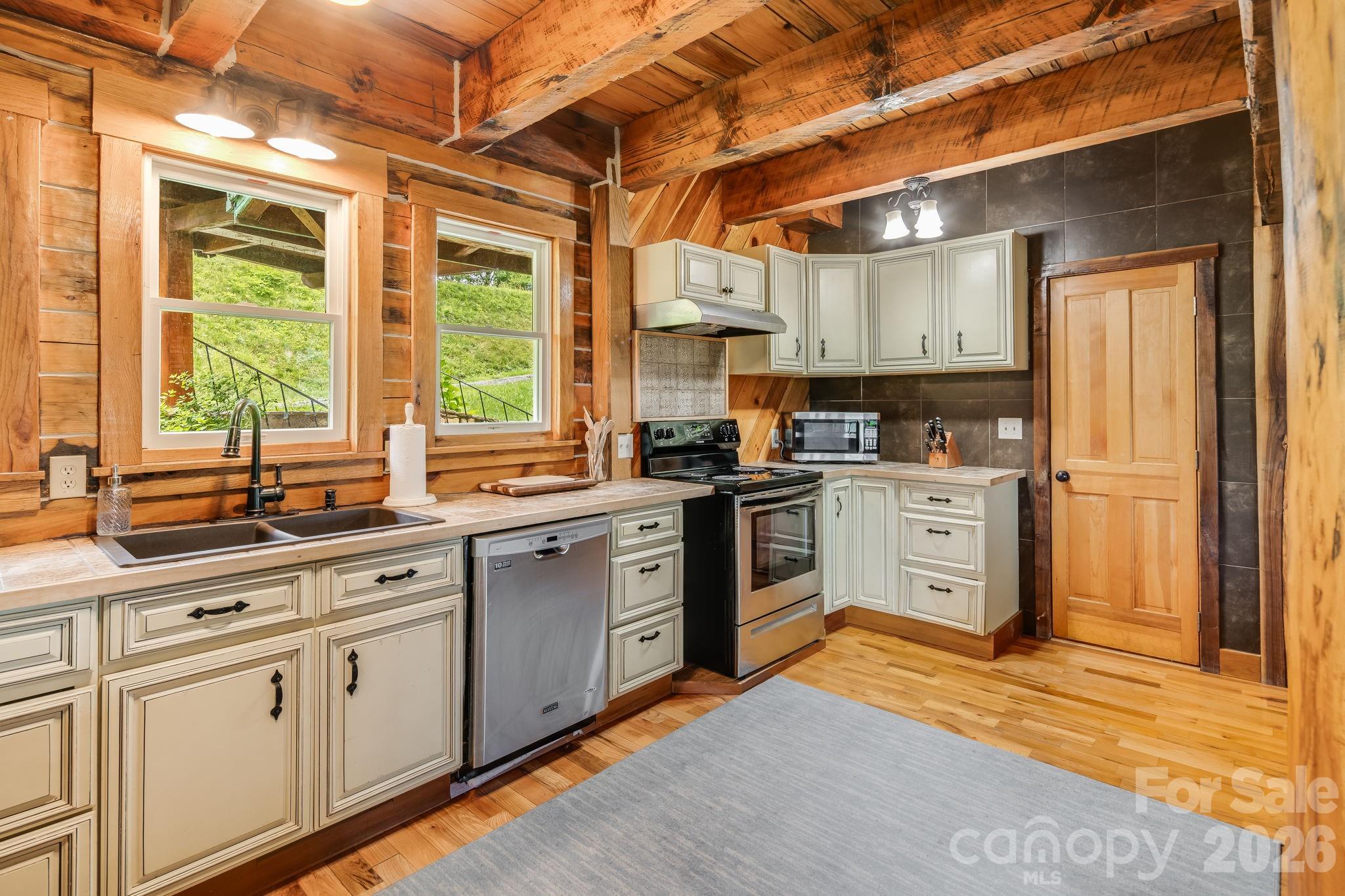 1185 & 1115 Black Bear Drive — Mars Hill