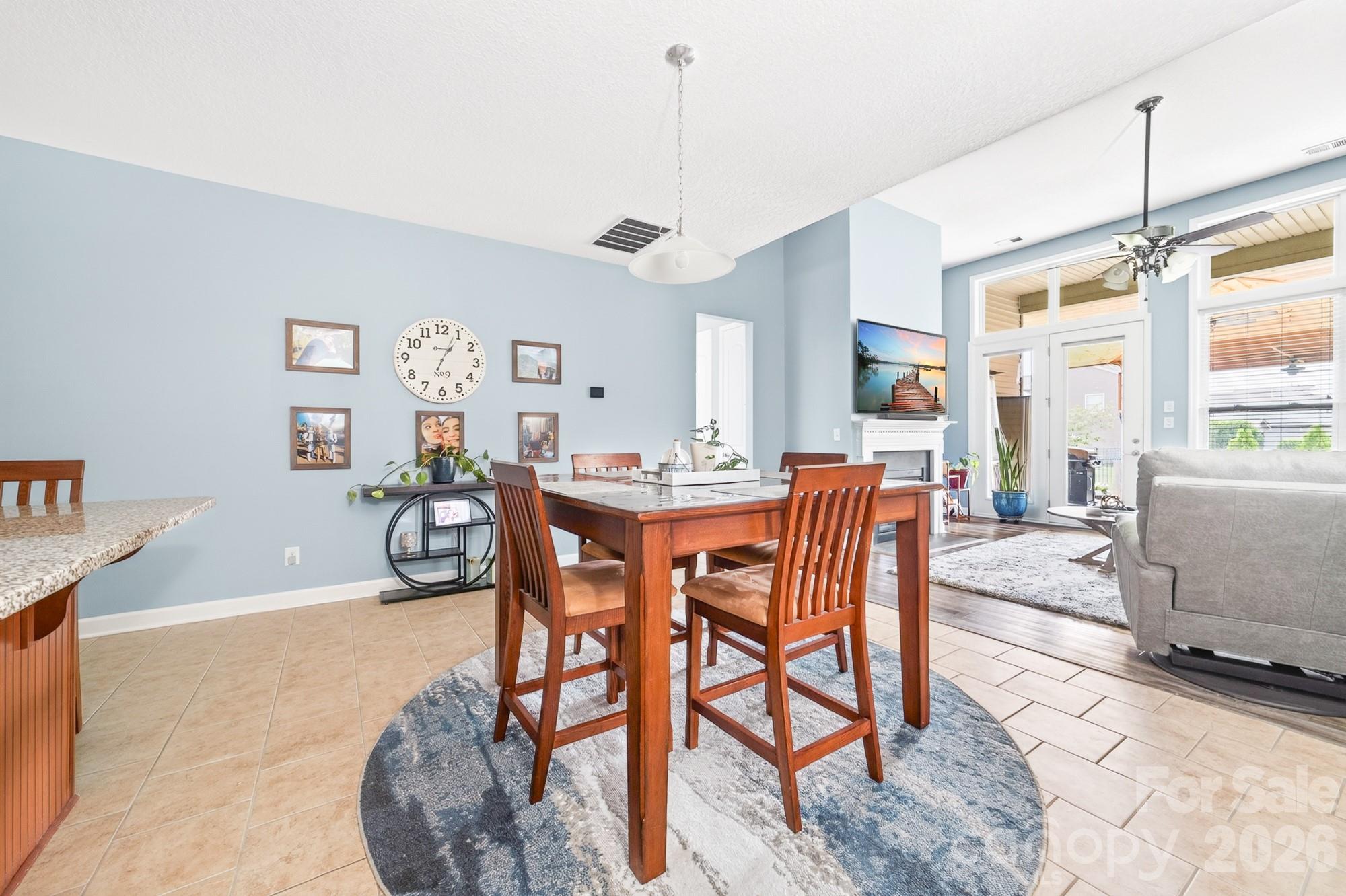 2044 Middleton Farm Drive — Belmont