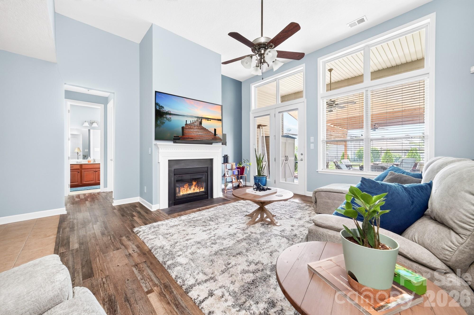 2044 Middleton Farm Drive — Belmont
