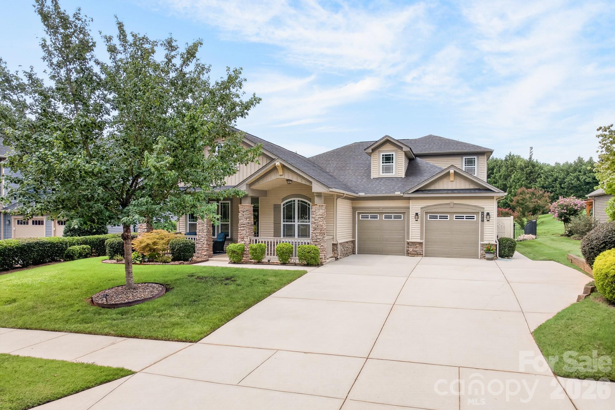 2044 Middleton Farm Drive — Belmont