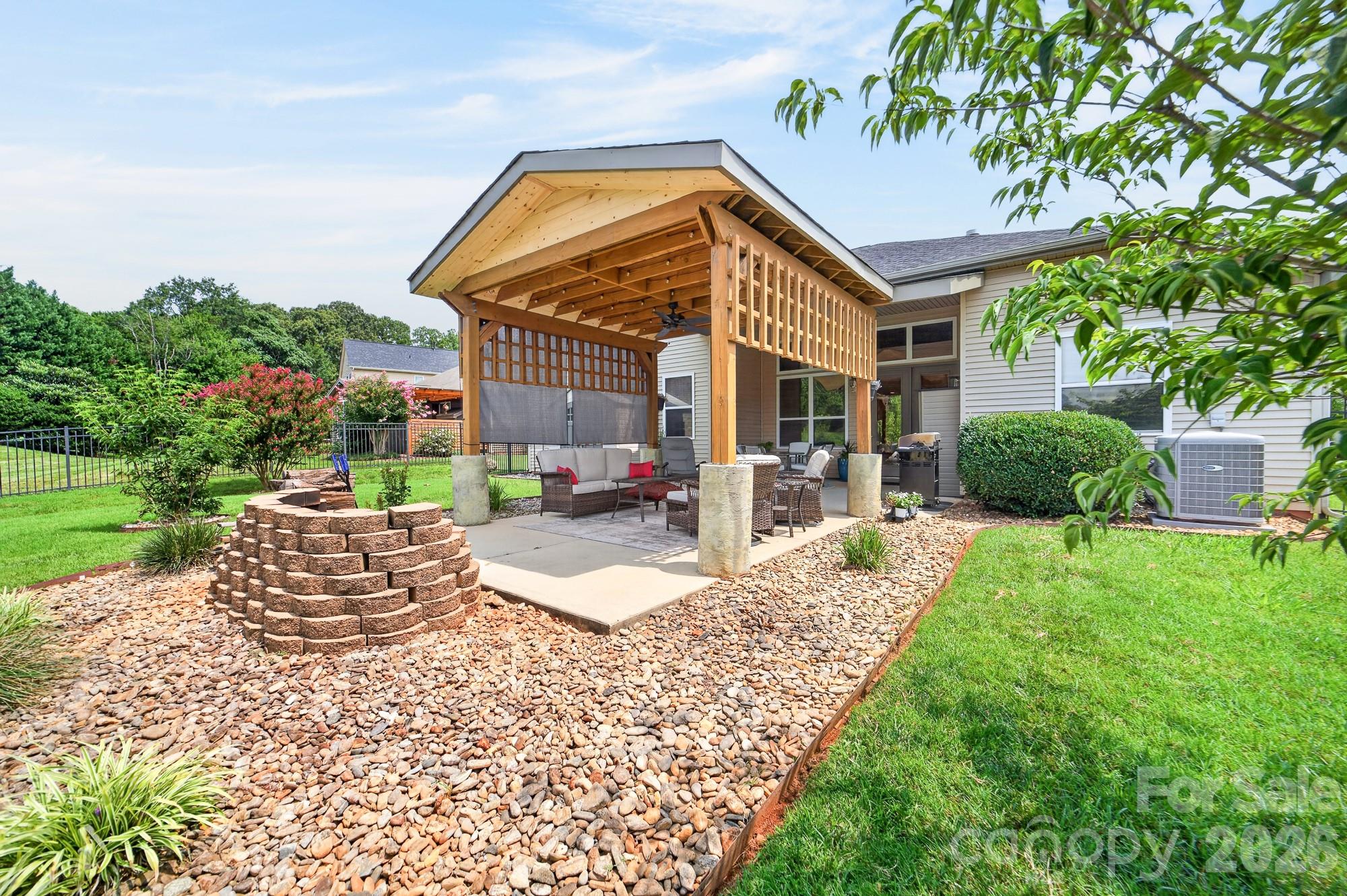 2044 Middleton Farm Drive — Belmont