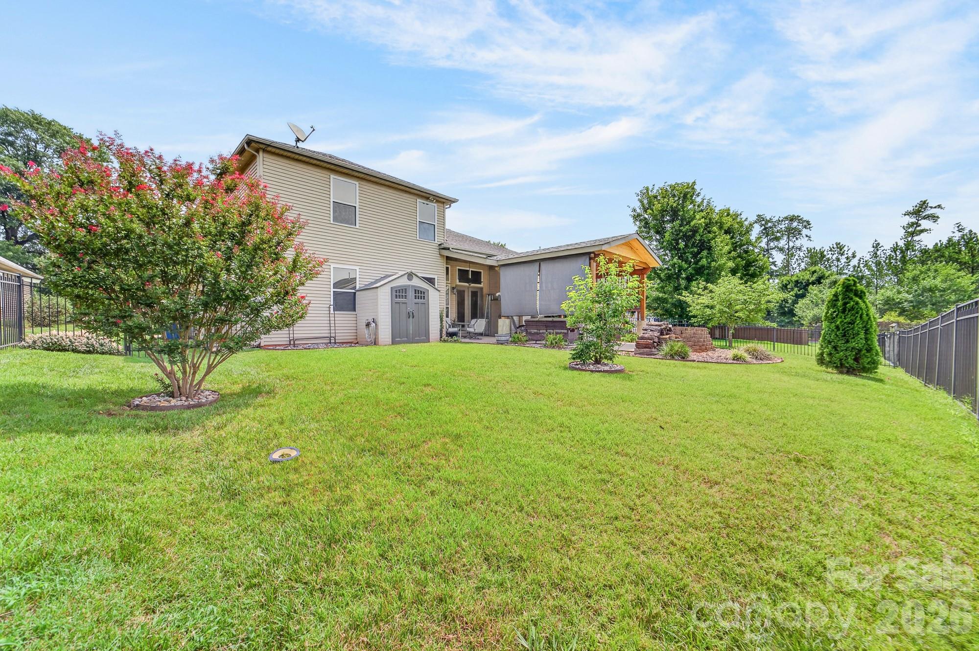 2044 Middleton Farm Drive — Belmont
