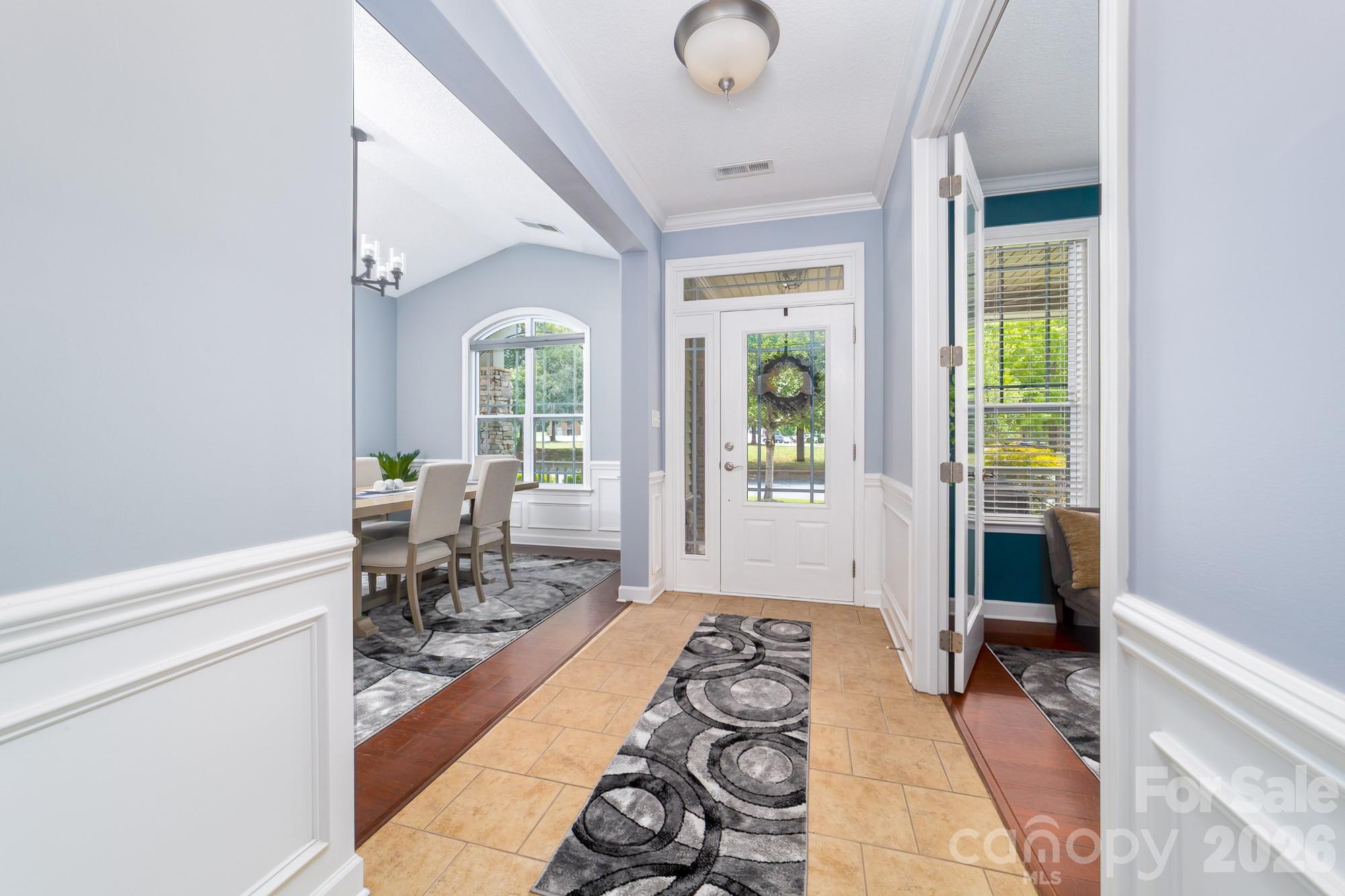 2044 Middleton Farm Drive — Belmont