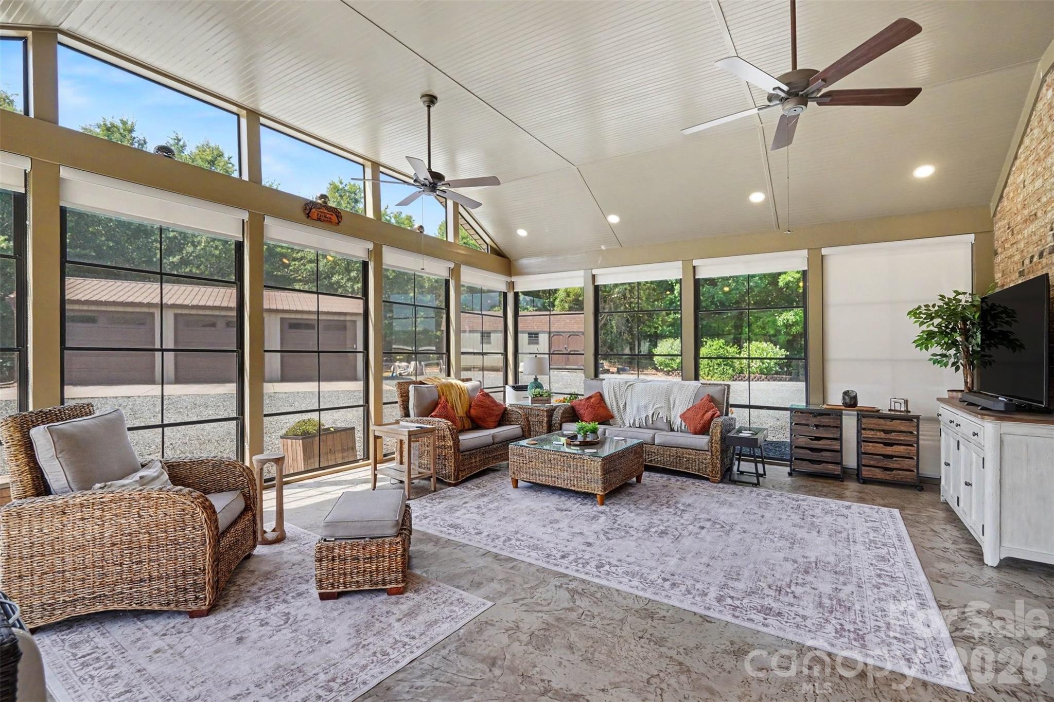 5702 Army Road — Marshville