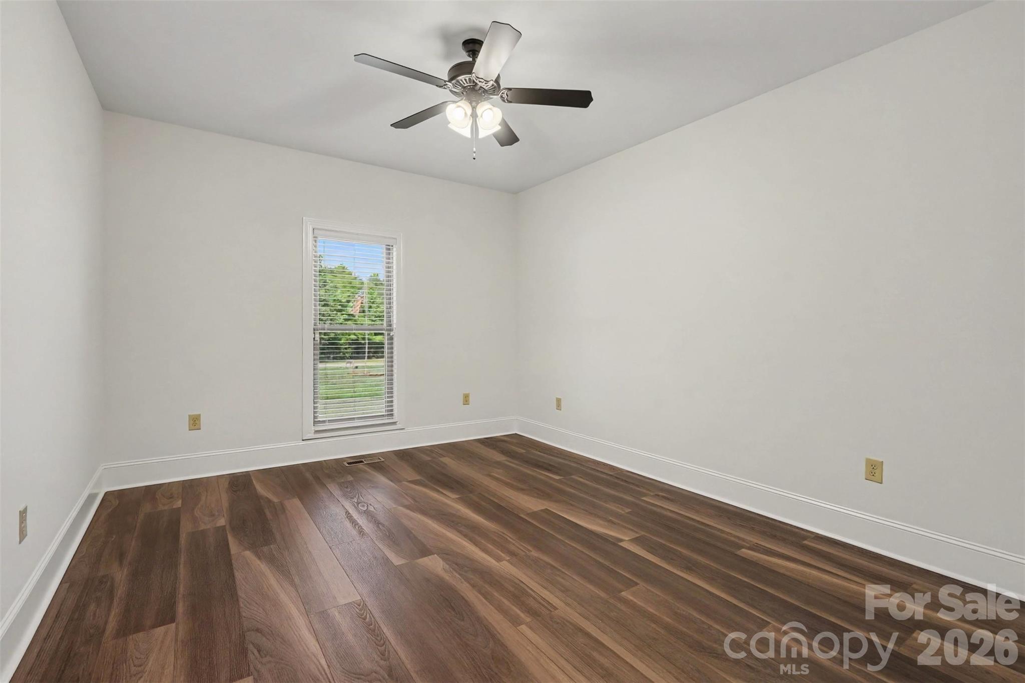 5702 Army Road — Marshville