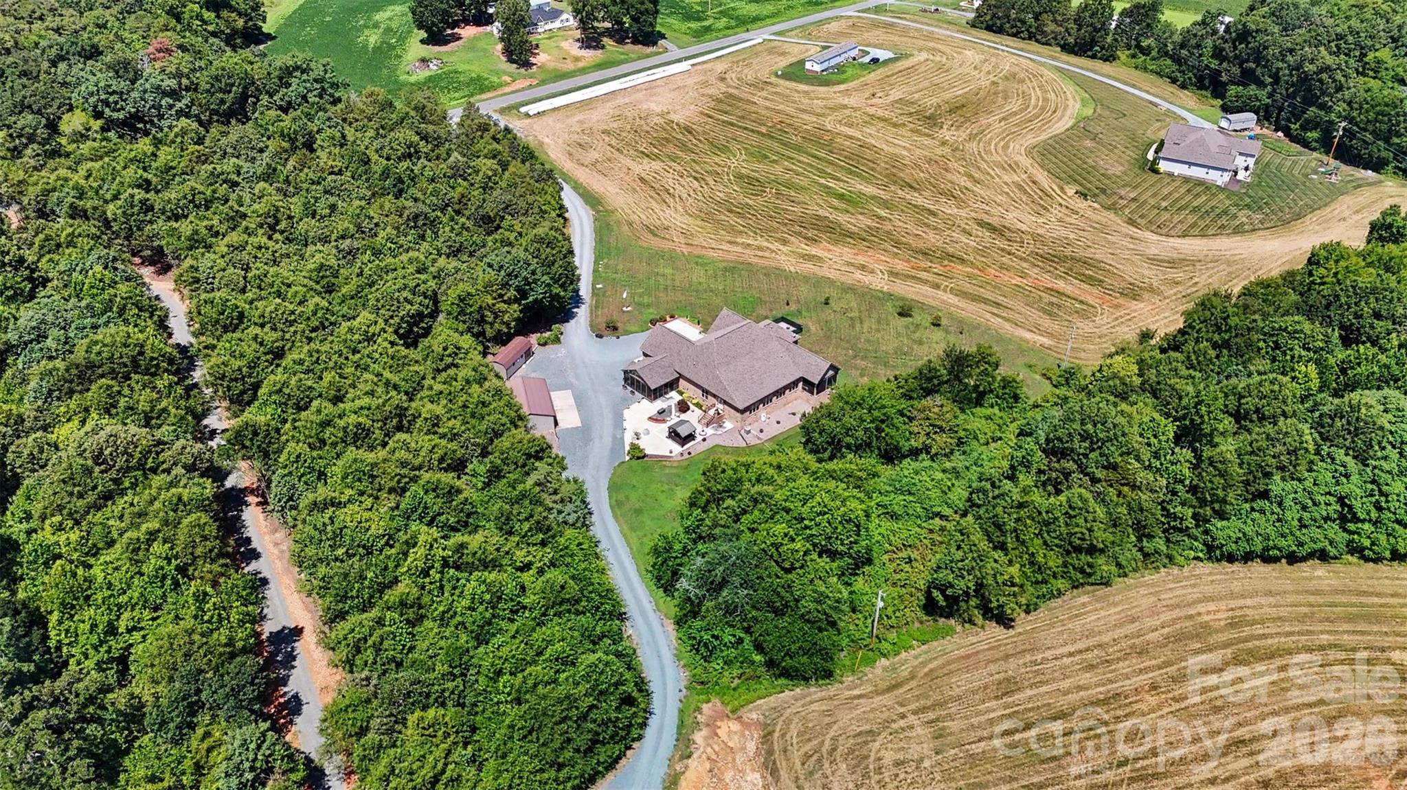 5702 Army Road — Marshville