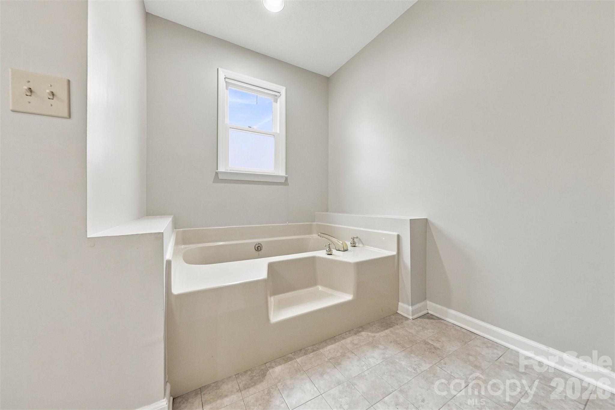 18 Meandering Way — Granite Falls