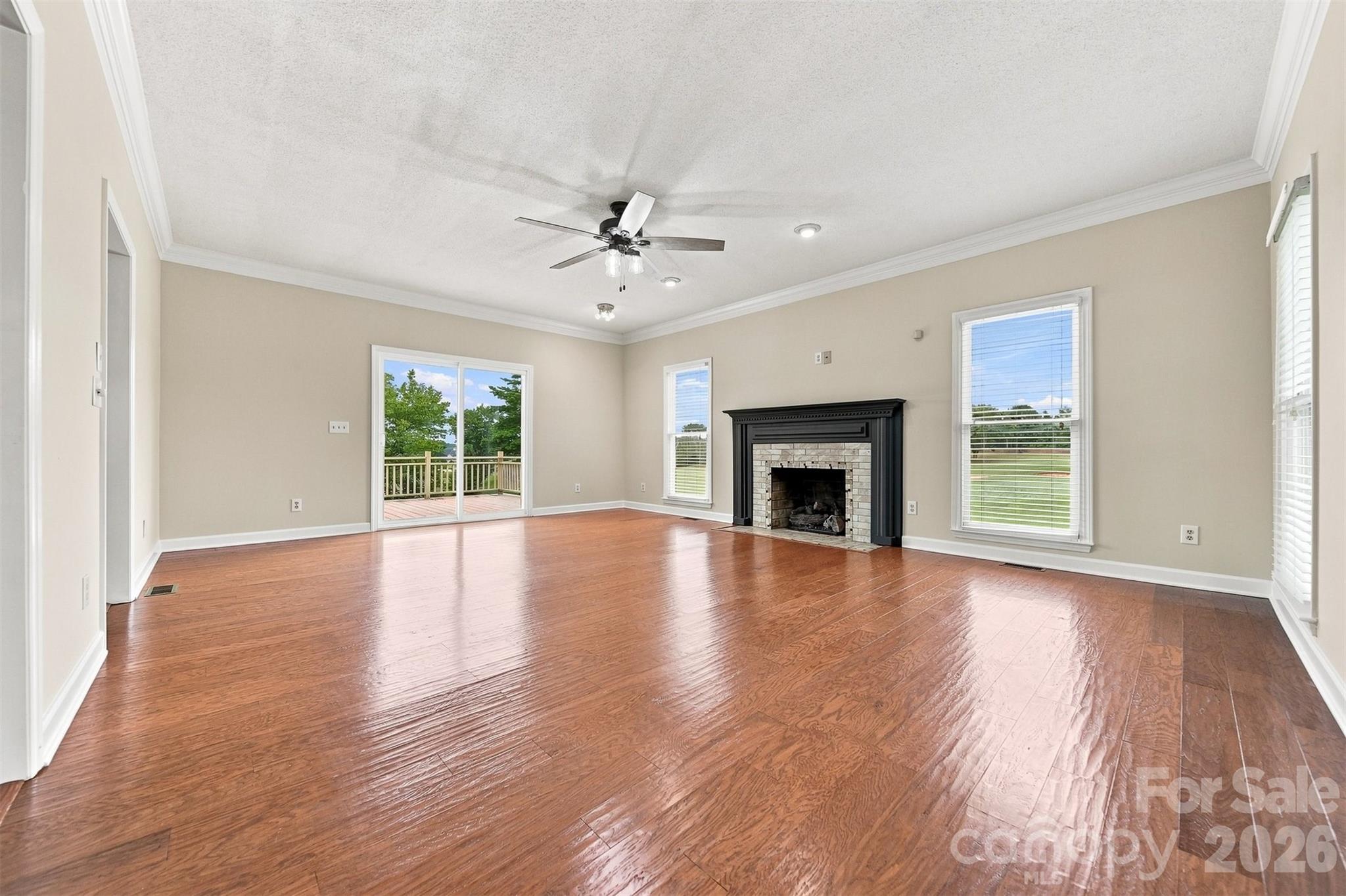 18 Meandering Way — Granite Falls