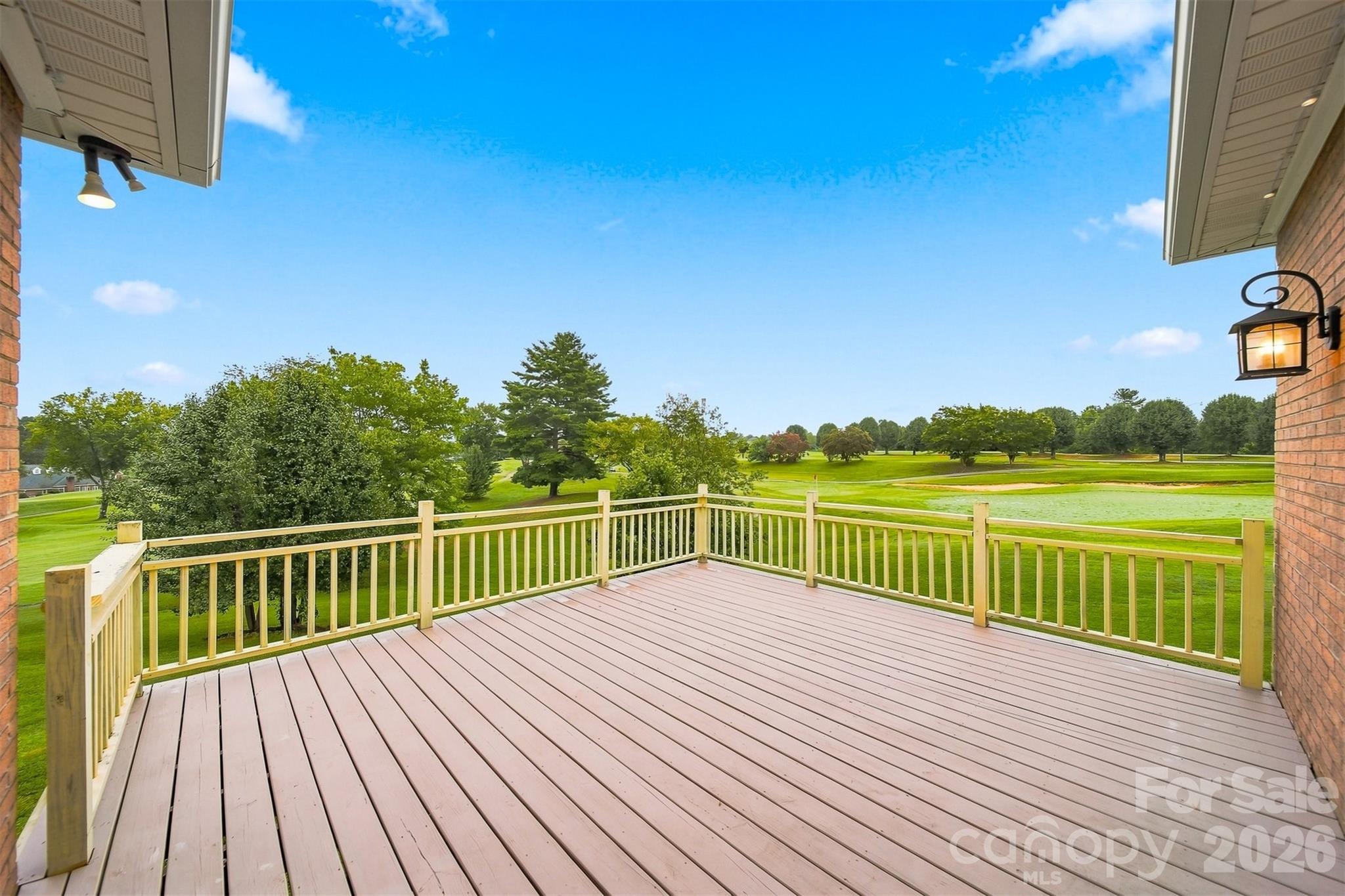 18 Meandering Way — Granite Falls