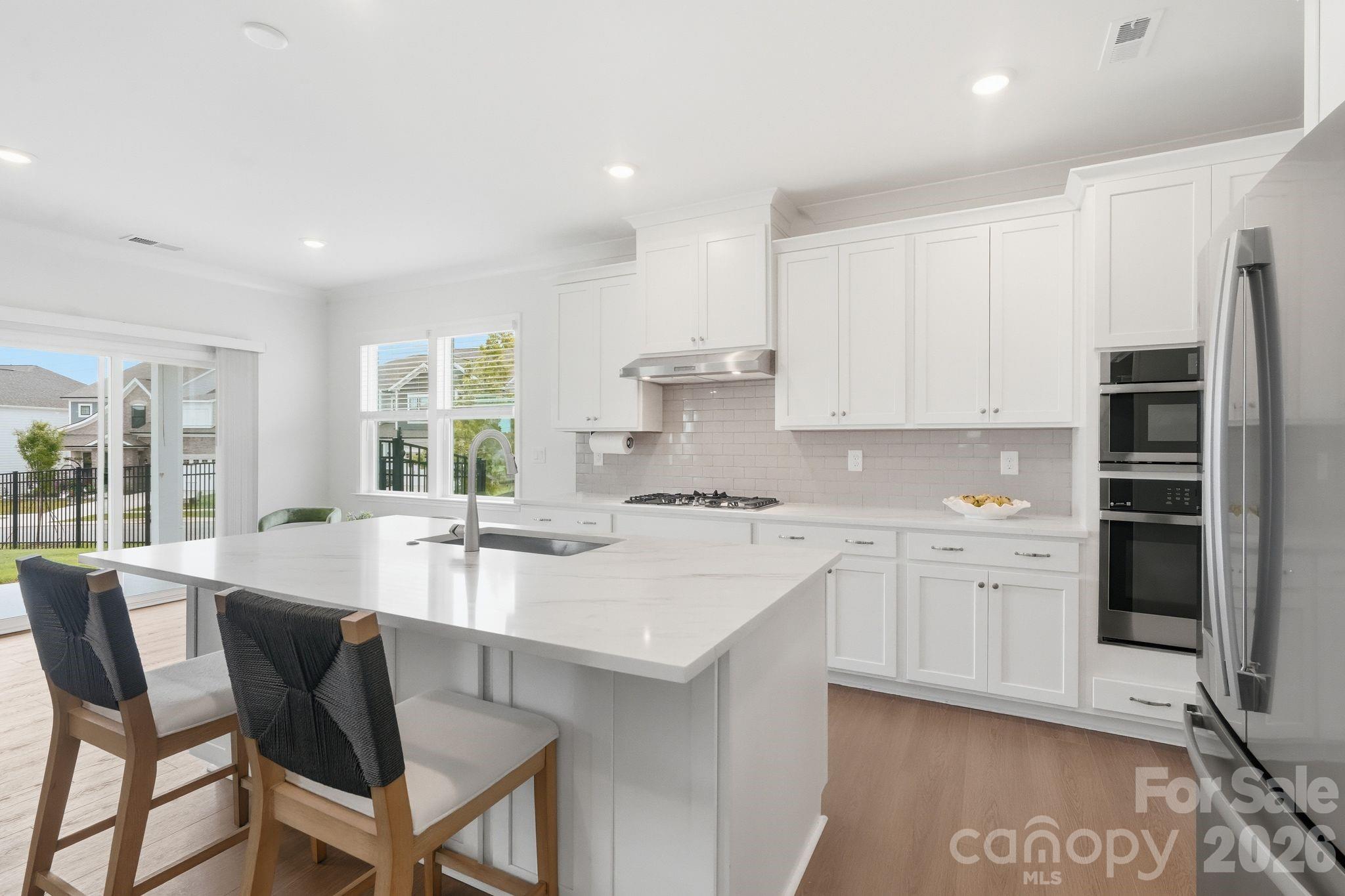 8625 Bridgegate Drive — Huntersville