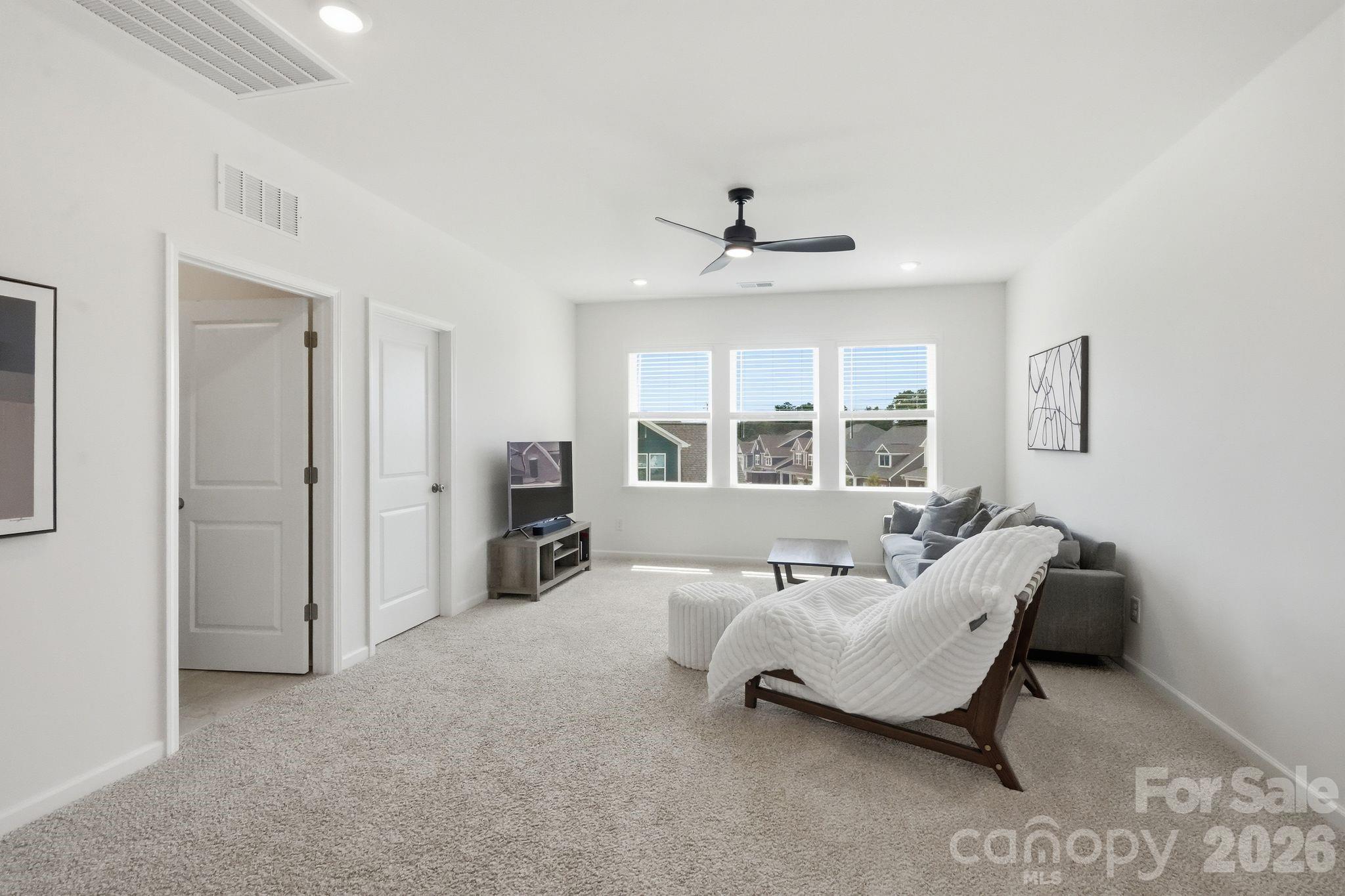 8625 Bridgegate Drive — Huntersville