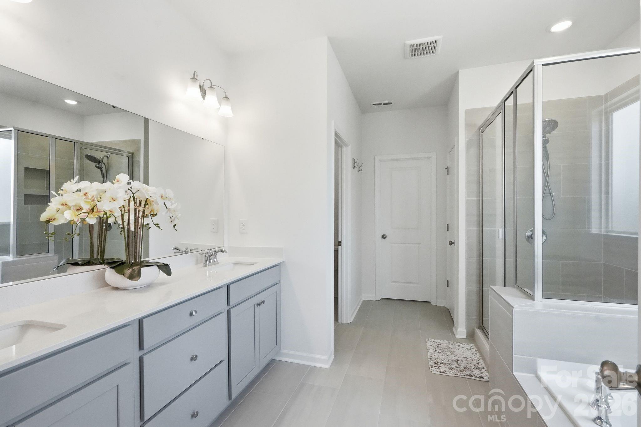 8625 Bridgegate Drive — Huntersville