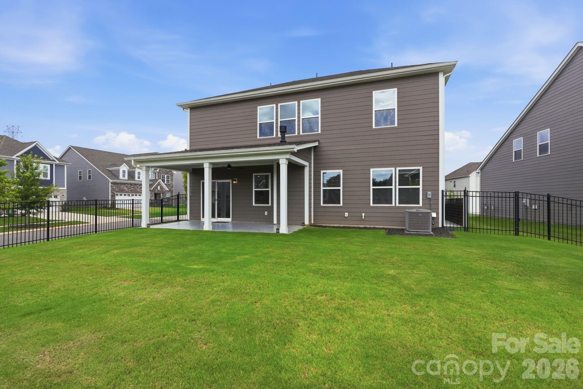 8625 Bridgegate Drive — Huntersville