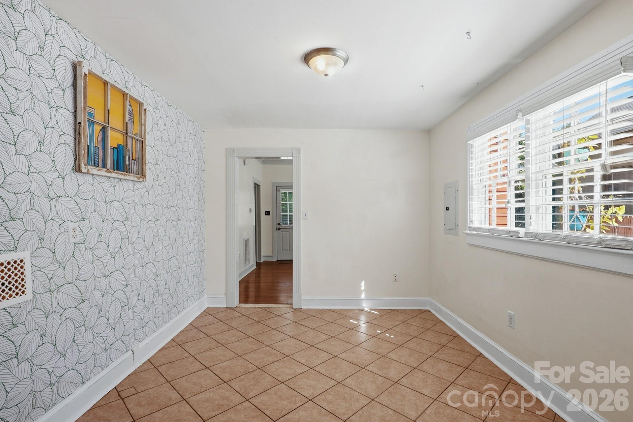 3314 N Alexander Street — Charlotte