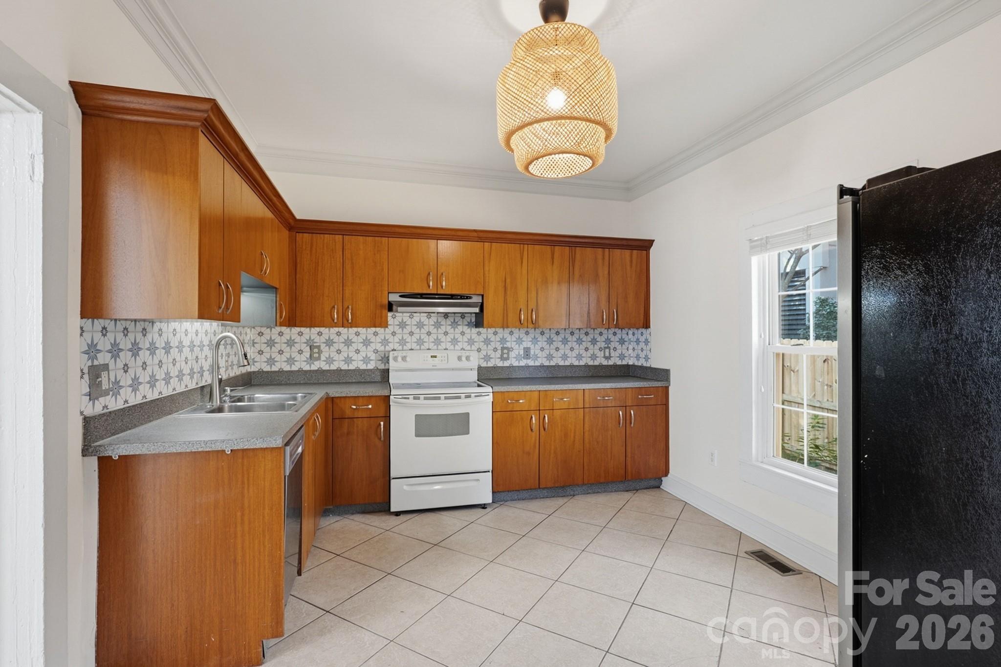 3314 N Alexander Street — Charlotte