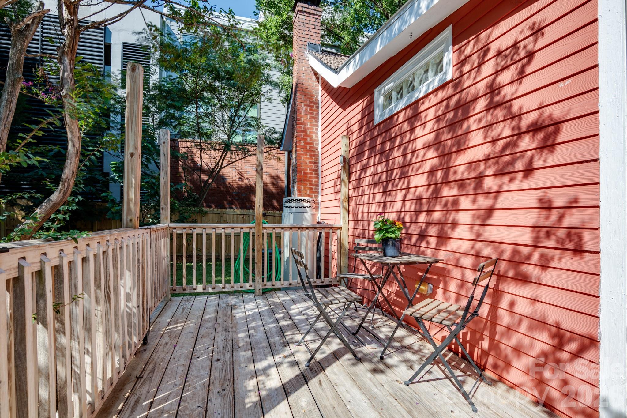 3314 N Alexander Street — Charlotte