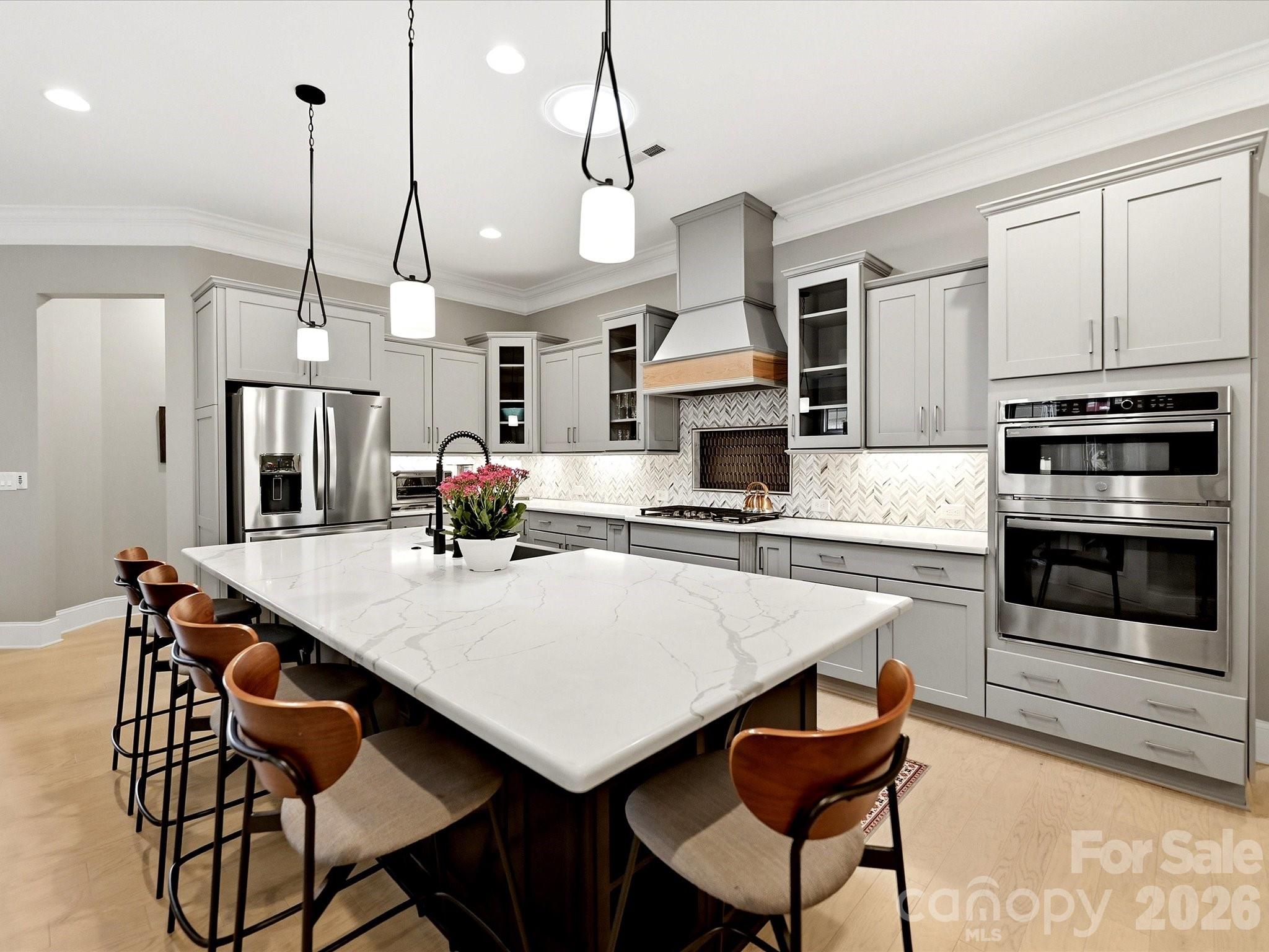 5008 Vita Way — Belmont