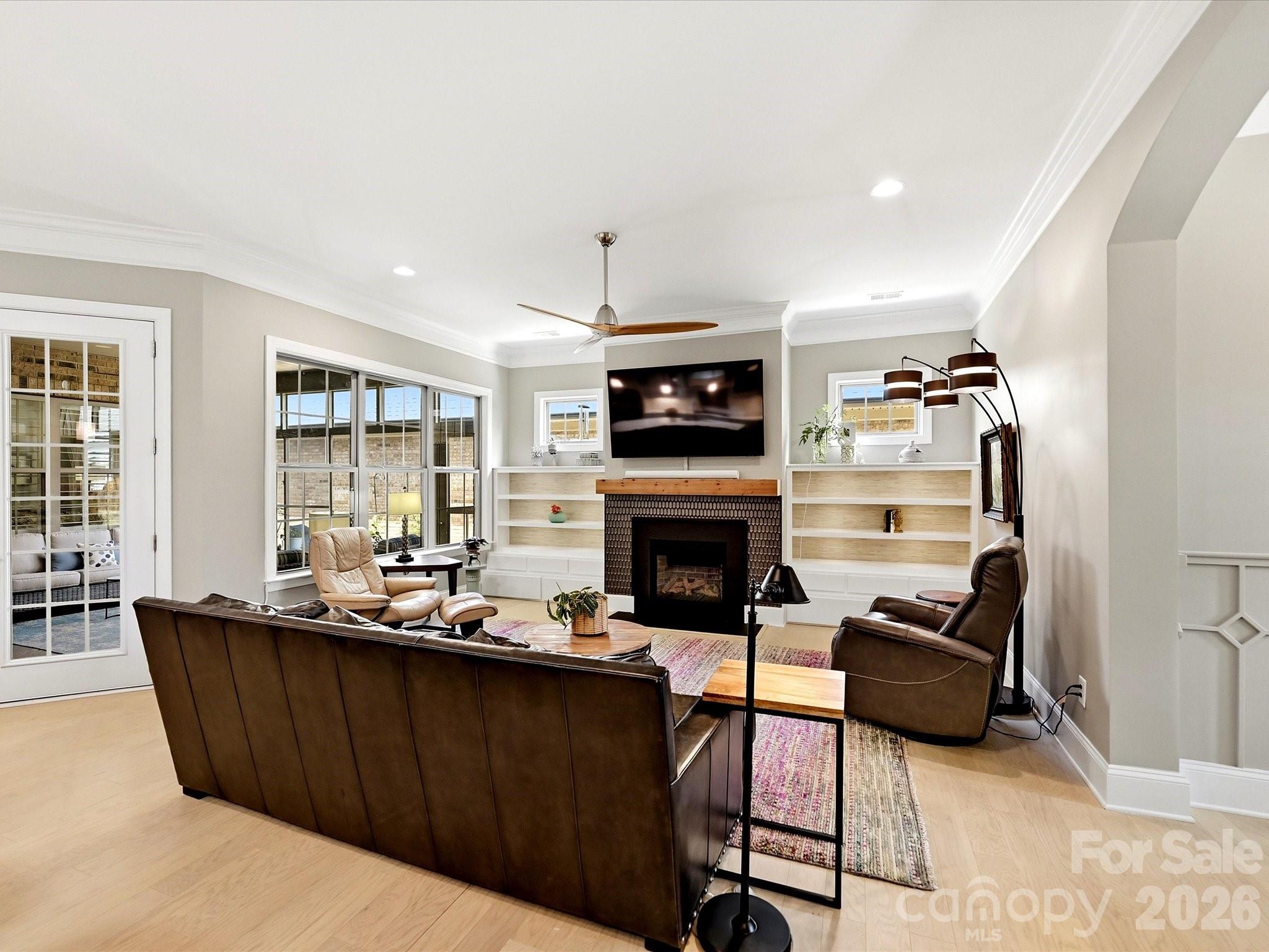 5008 Vita Way — Belmont