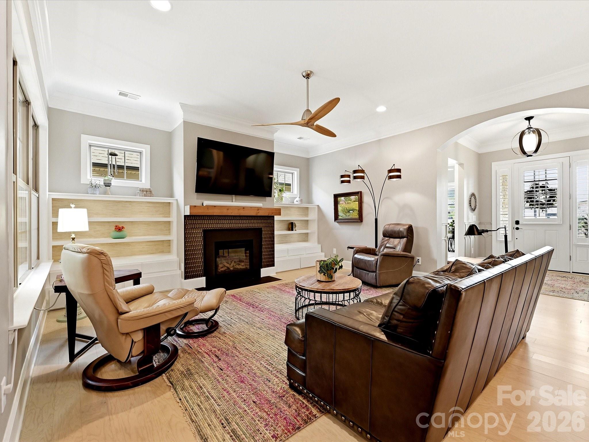5008 Vita Way — Belmont