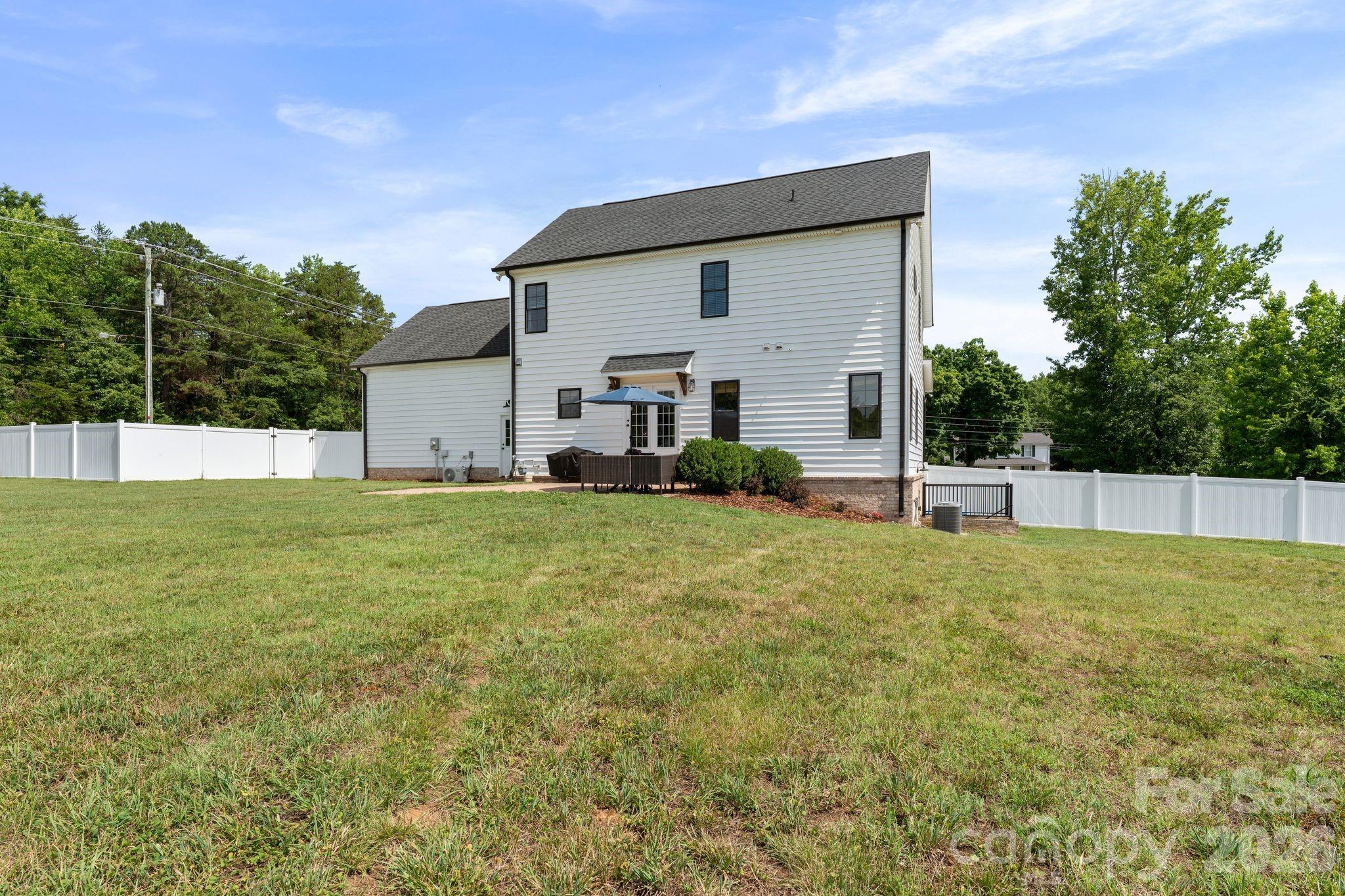 4791 Cooper Road — Clemmons