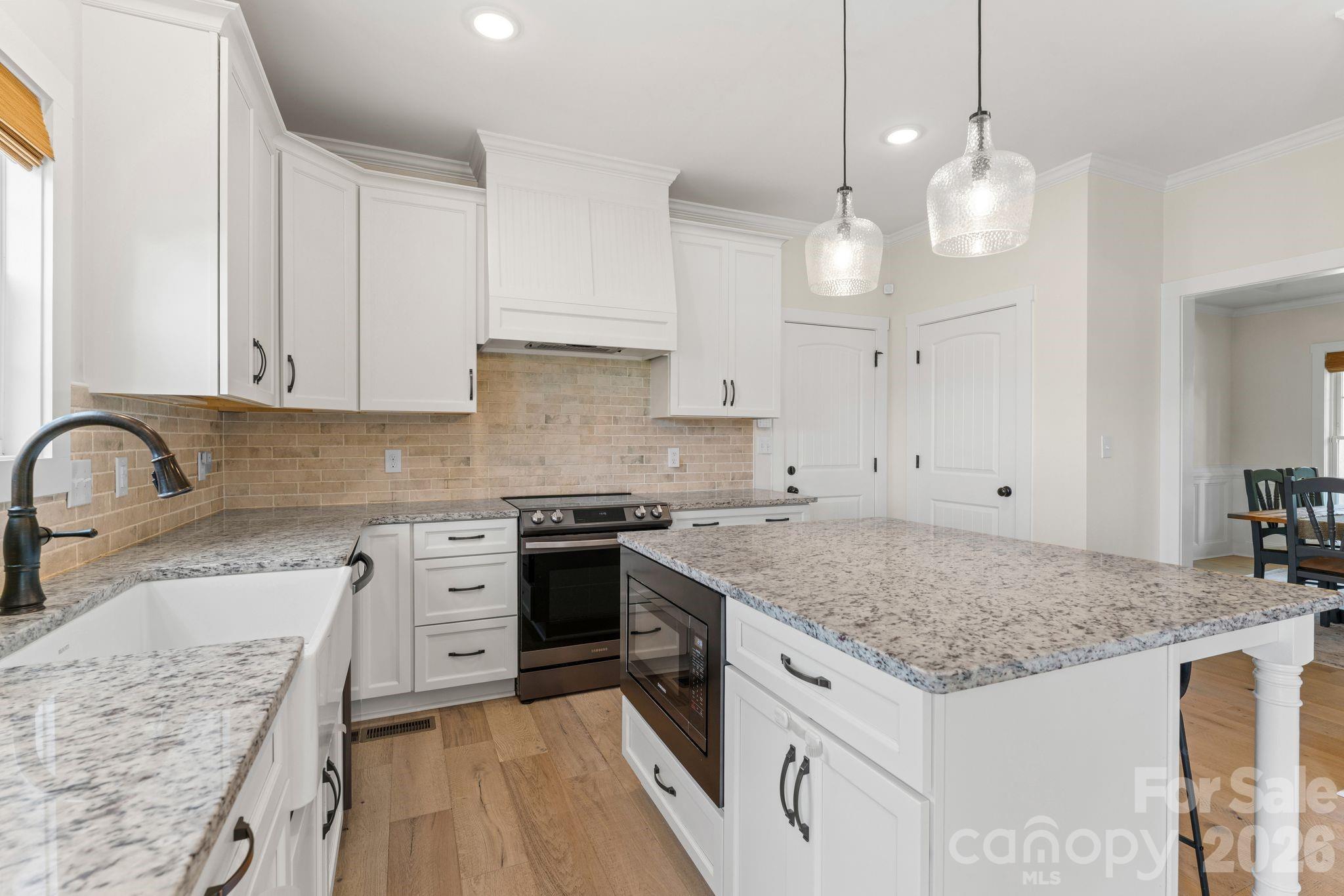 4791 Cooper Road — Clemmons