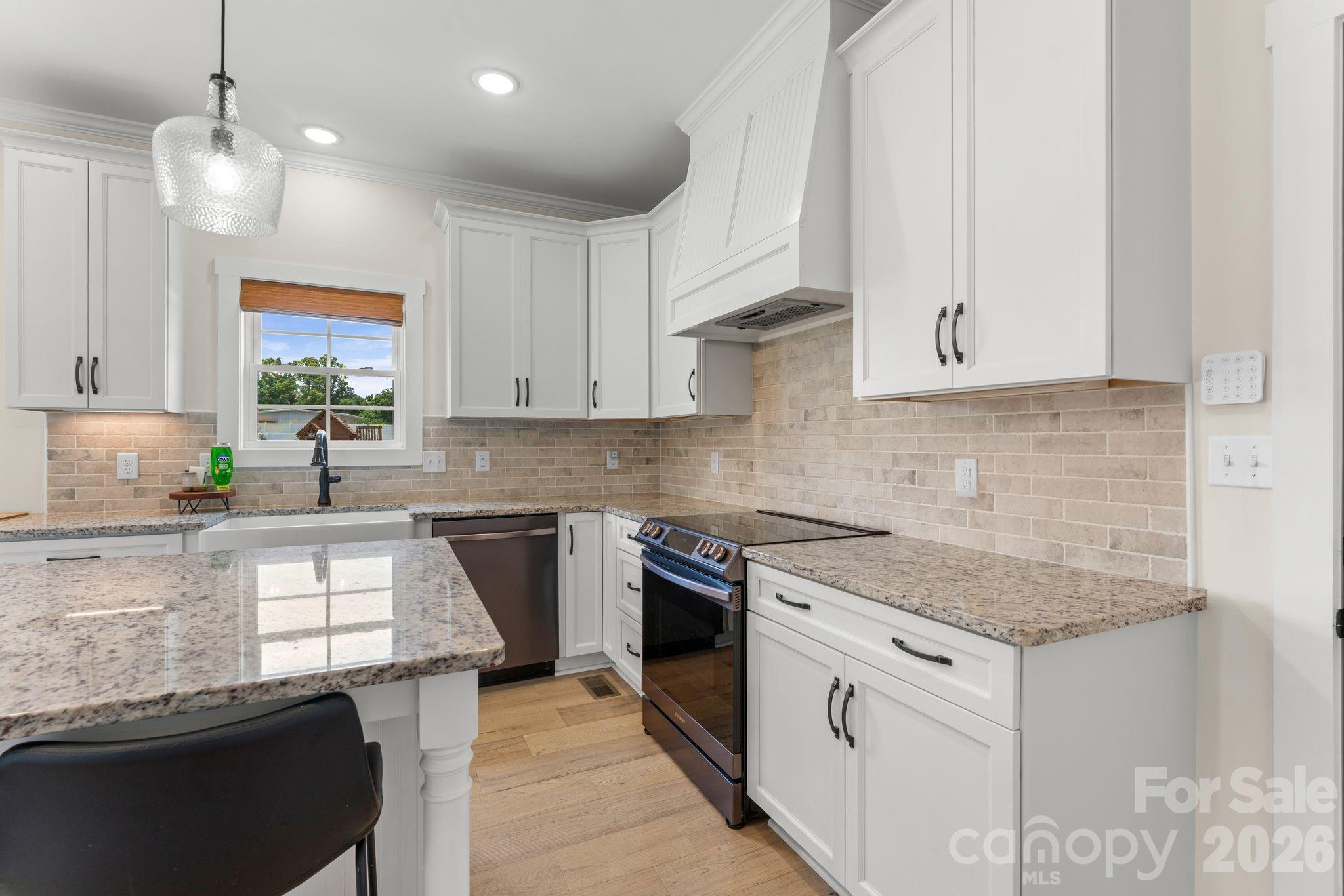 4791 Cooper Road — Clemmons