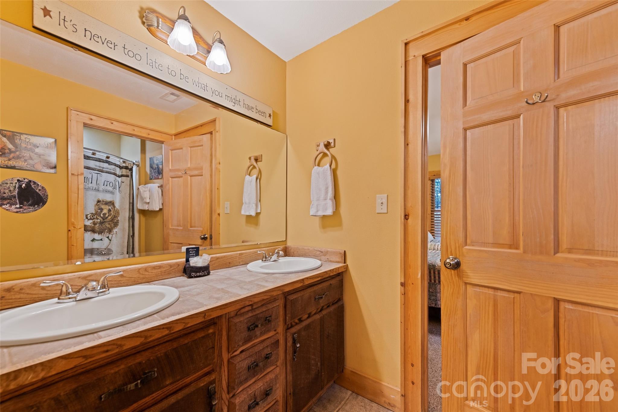 582 Tsalagi Trail — Maggie Valley