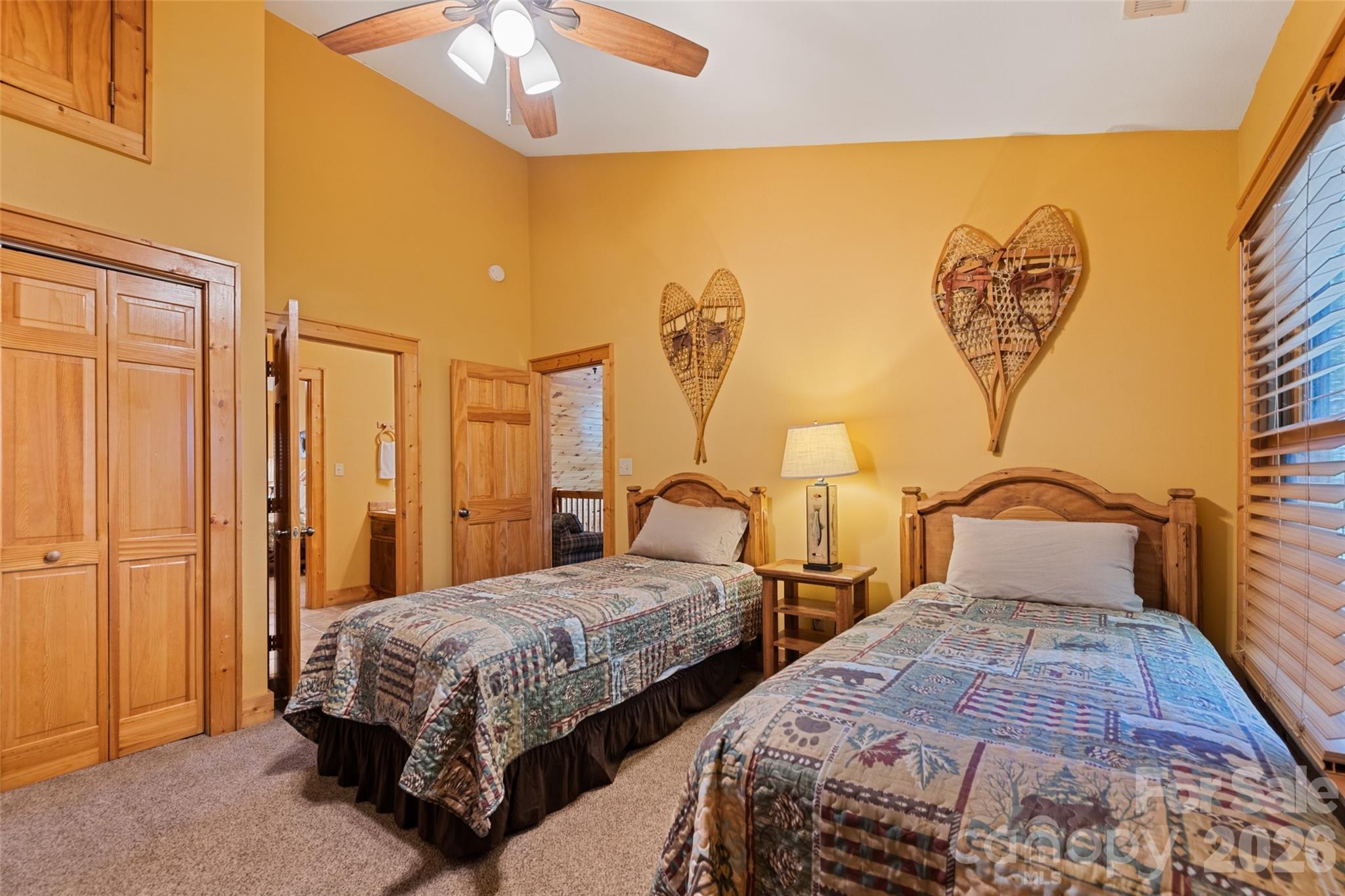 582 Tsalagi Trail — Maggie Valley