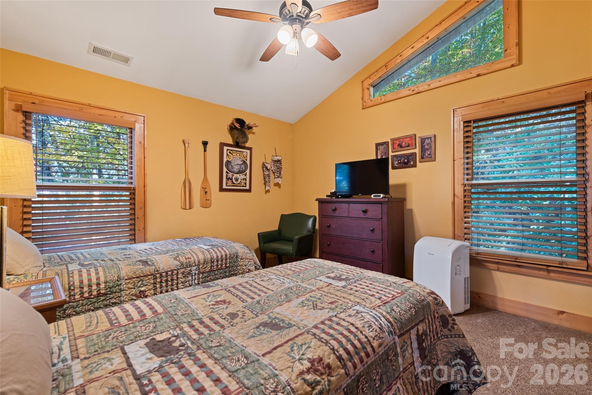 582 Tsalagi Trail — Maggie Valley