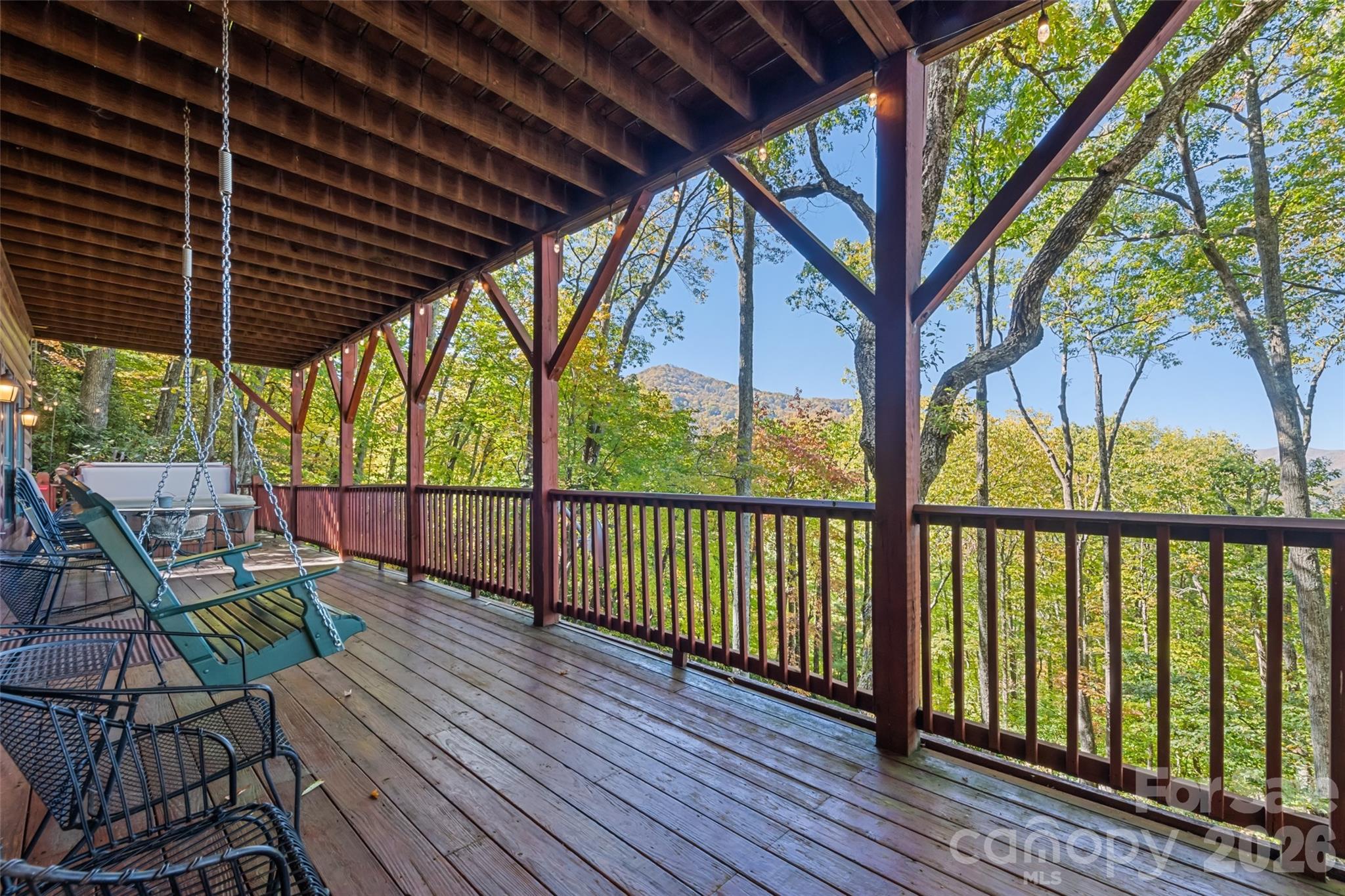 582 Tsalagi Trail — Maggie Valley