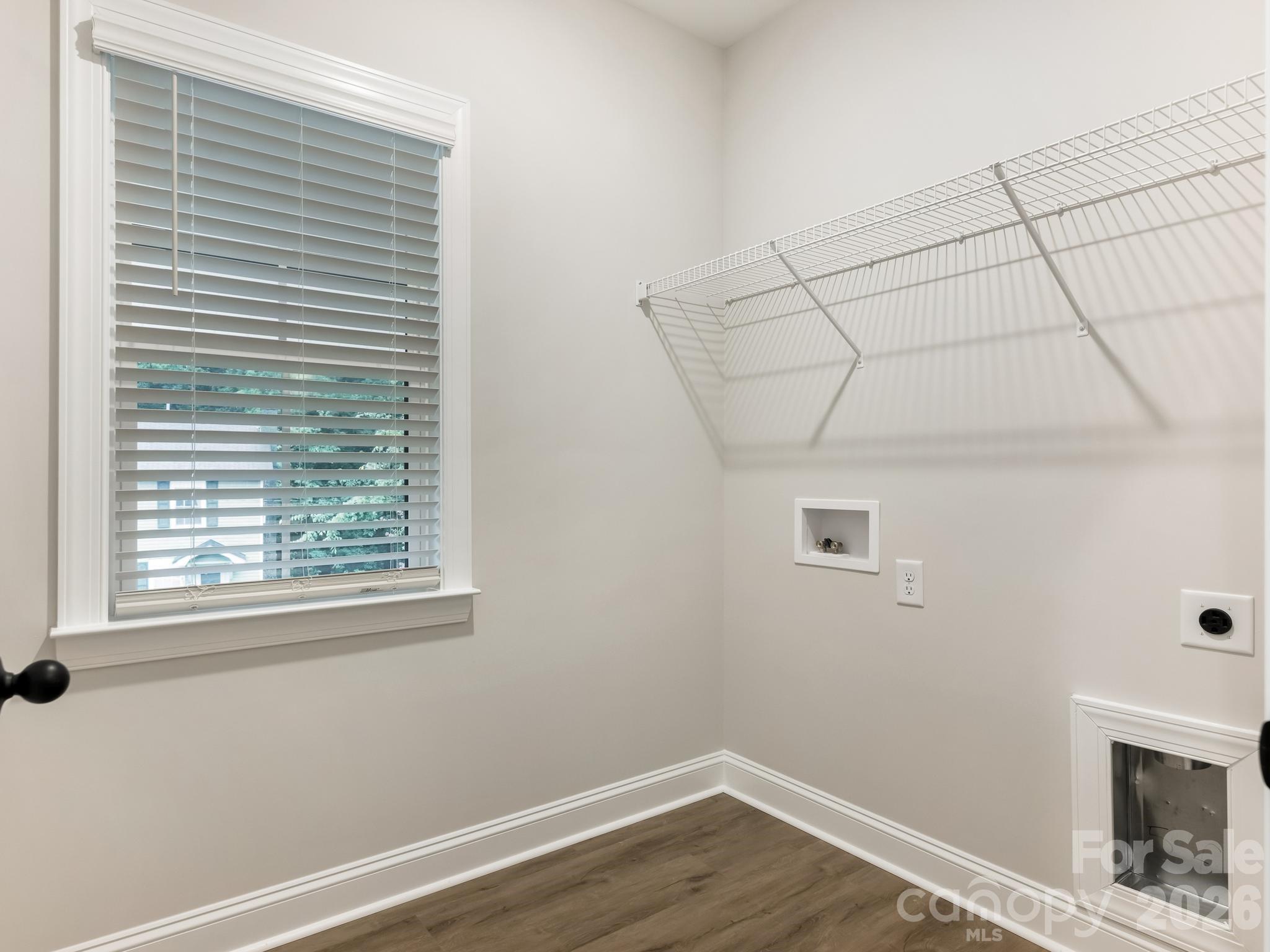 428 Woodvale Place — Charlotte