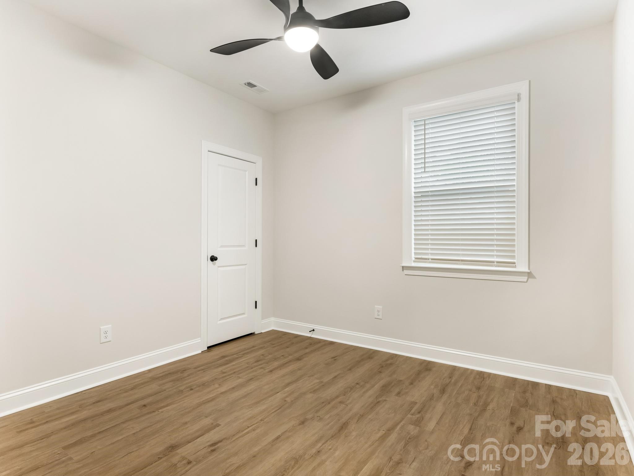 428 Woodvale Place — Charlotte