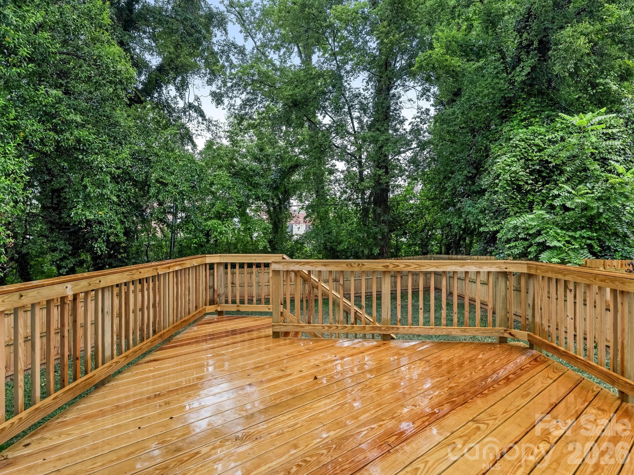 428 Woodvale Place — Charlotte