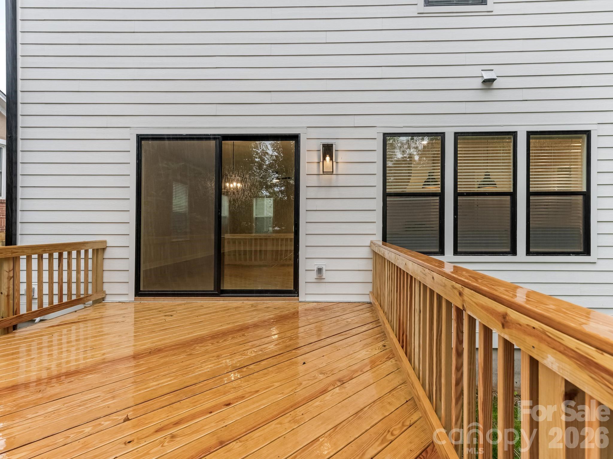 428 Woodvale Place — Charlotte