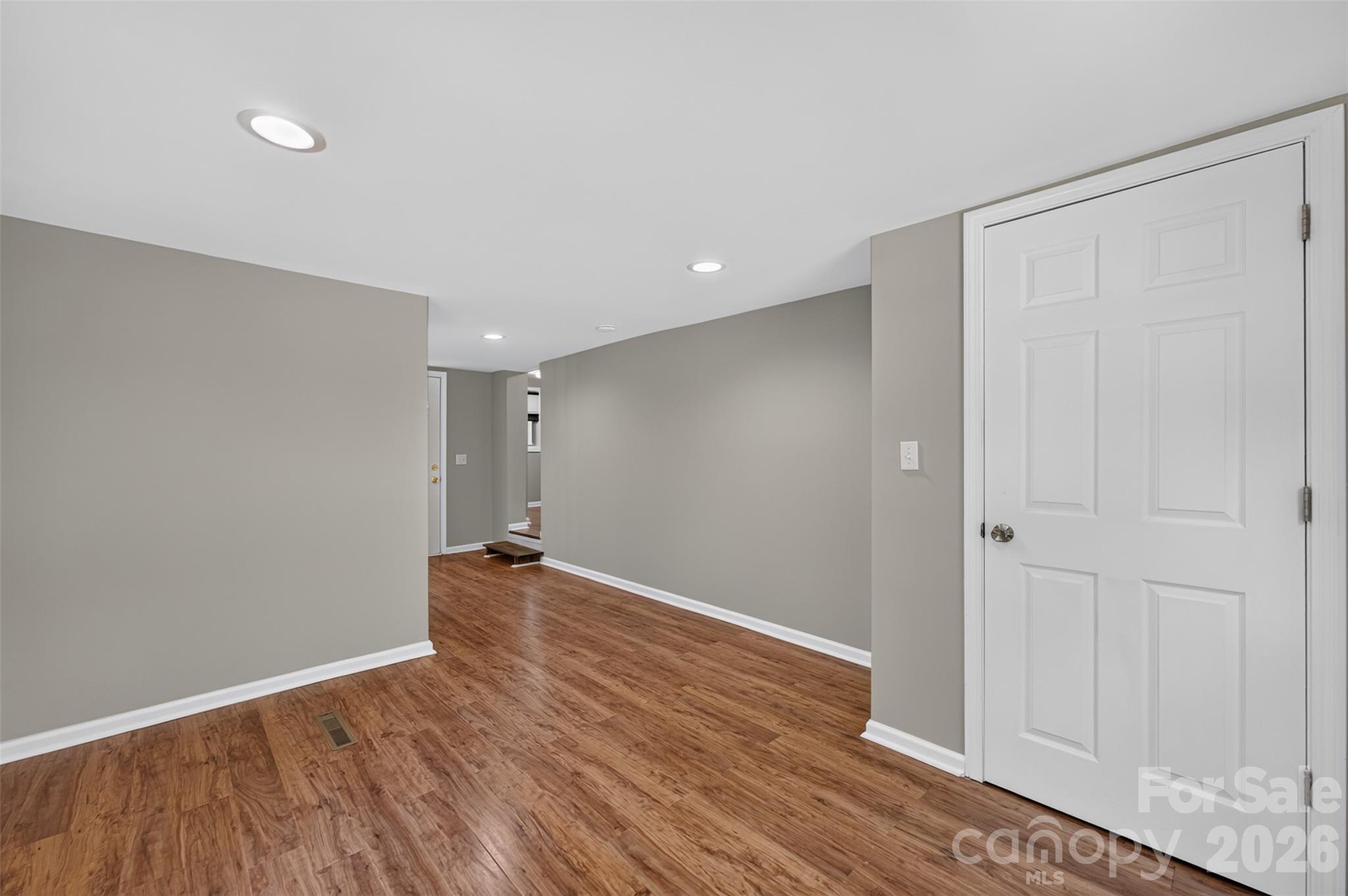 620 10th Street Boulevard NW — Hickory