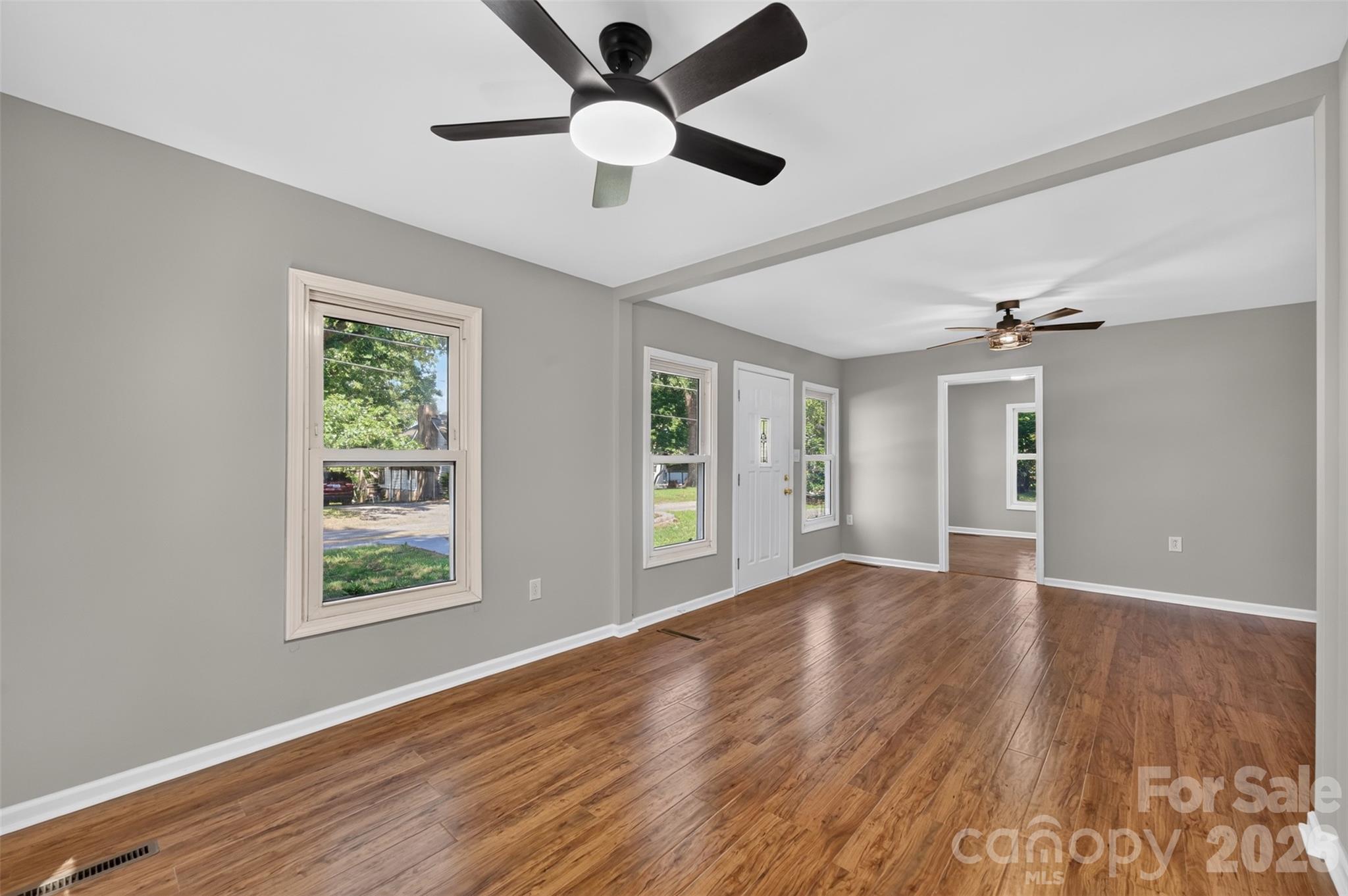 620 10th Street Boulevard NW — Hickory